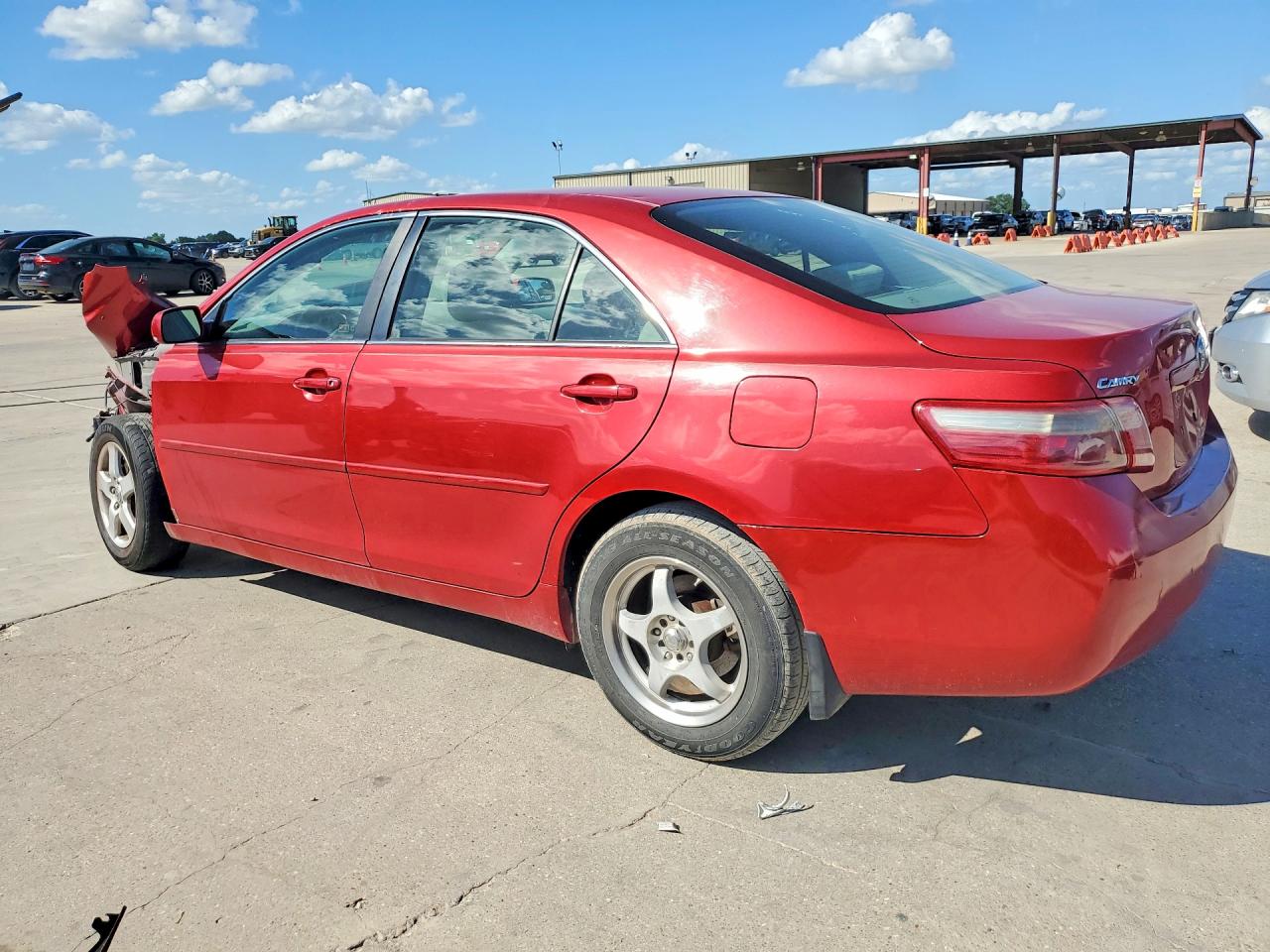 2007 Toyota Camry Le Red vin: 4T1BE46K37U067622
