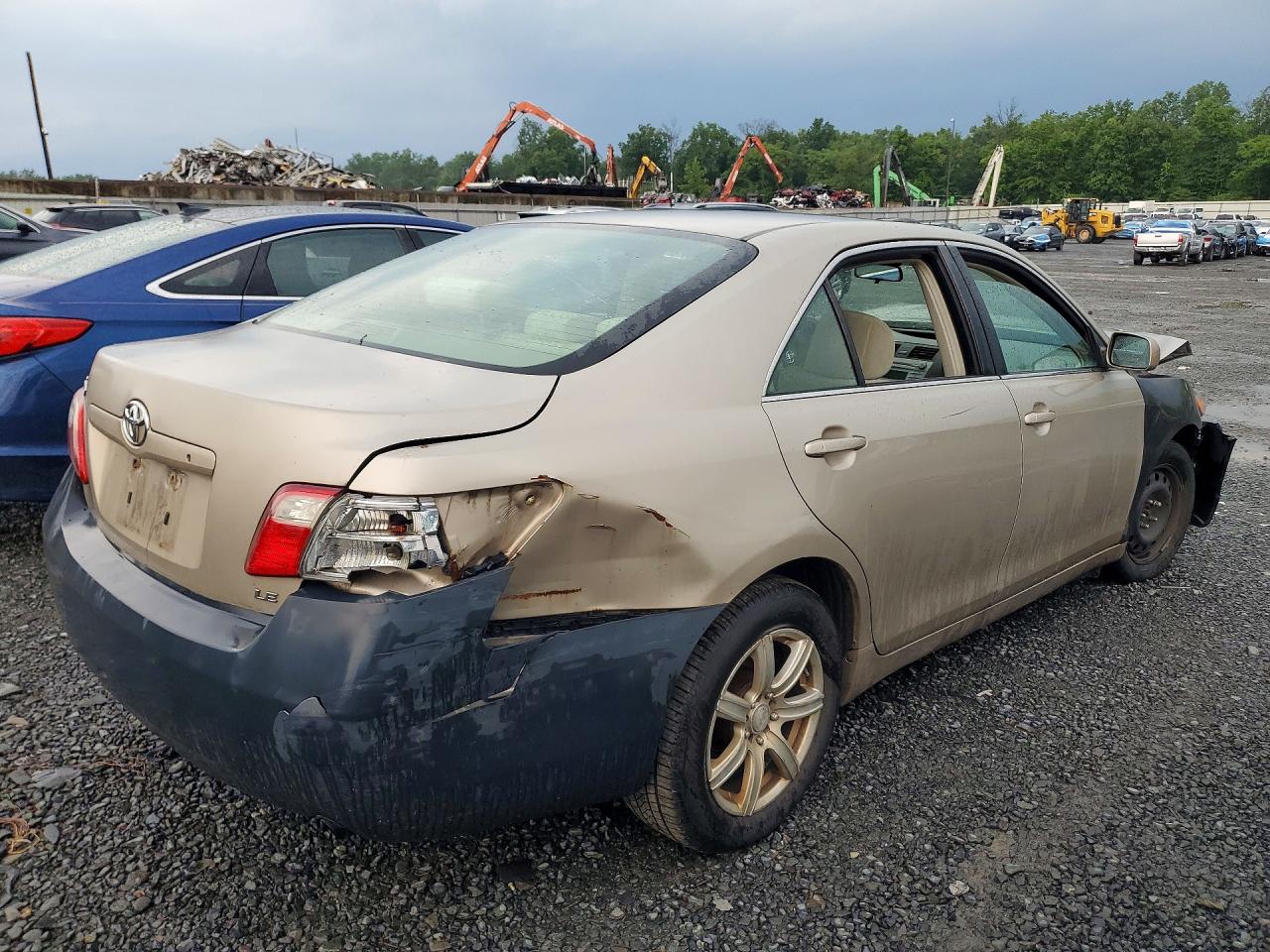2007 Toyota Camry Le Желто-коричневый vin: 4T1BE46K37U103177