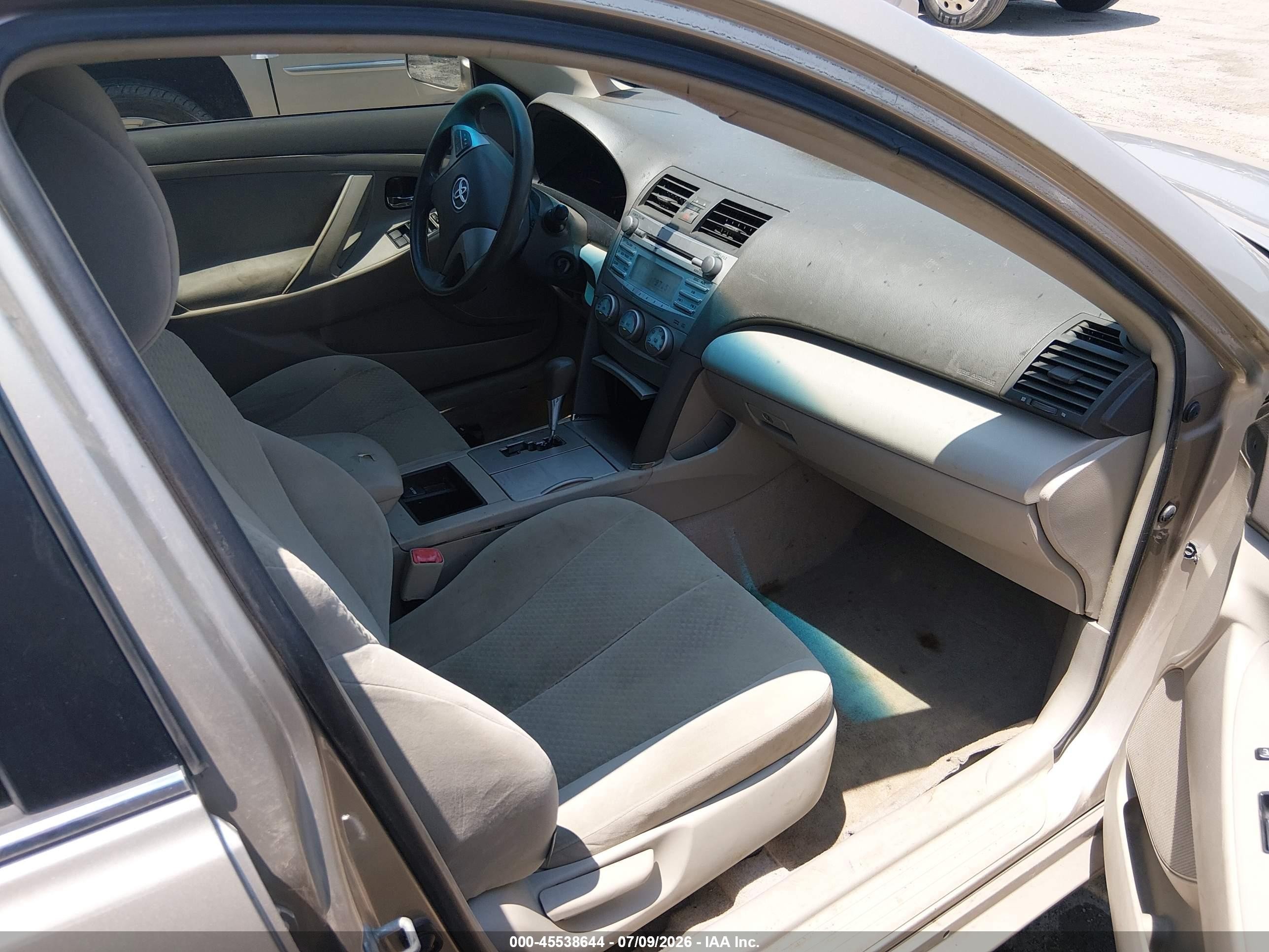 2007 Toyota Camry Le Золотой vin: 4T1BE46K37U108038
