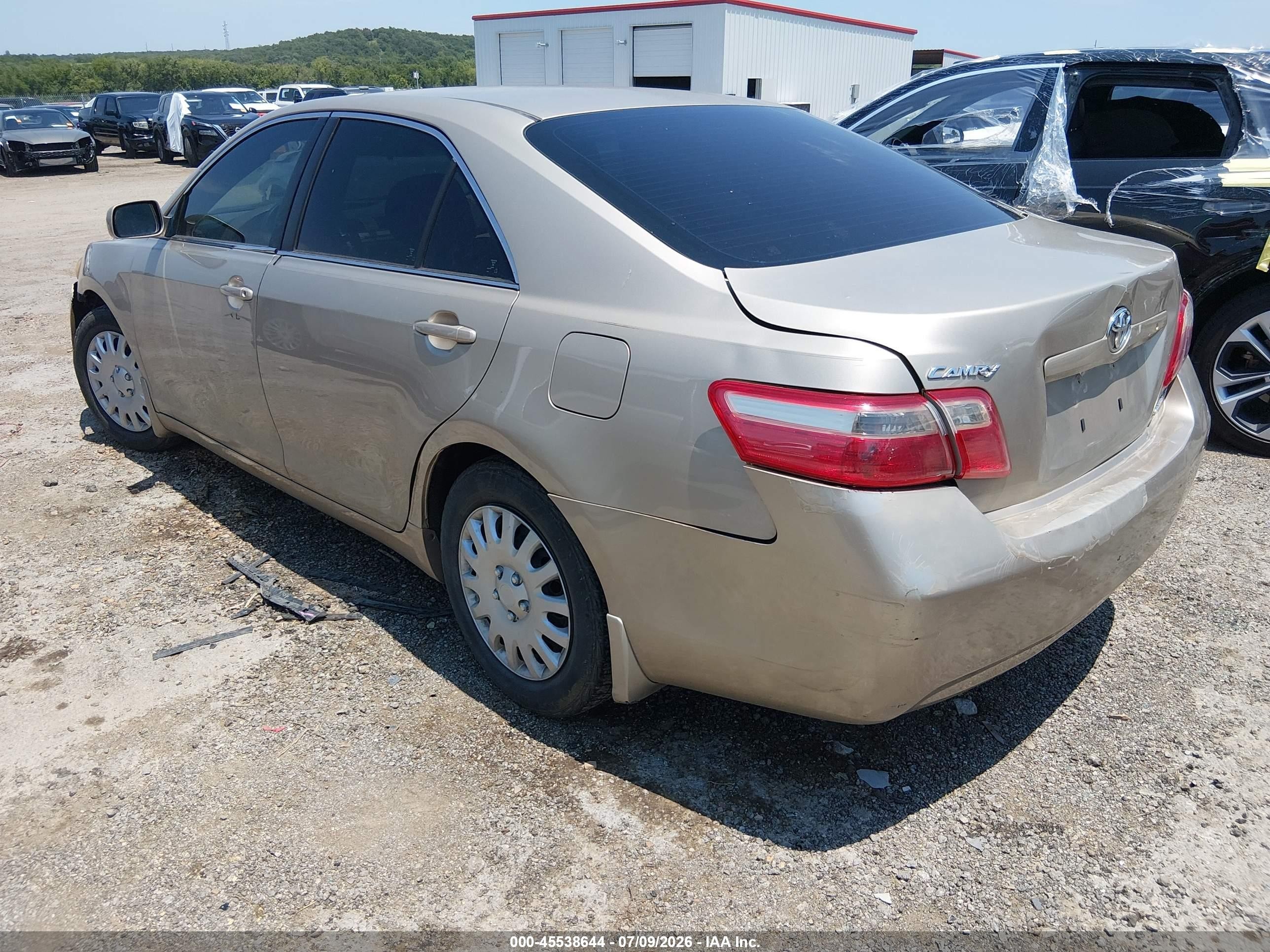 2007 Toyota Camry Le Золотой vin: 4T1BE46K37U108038