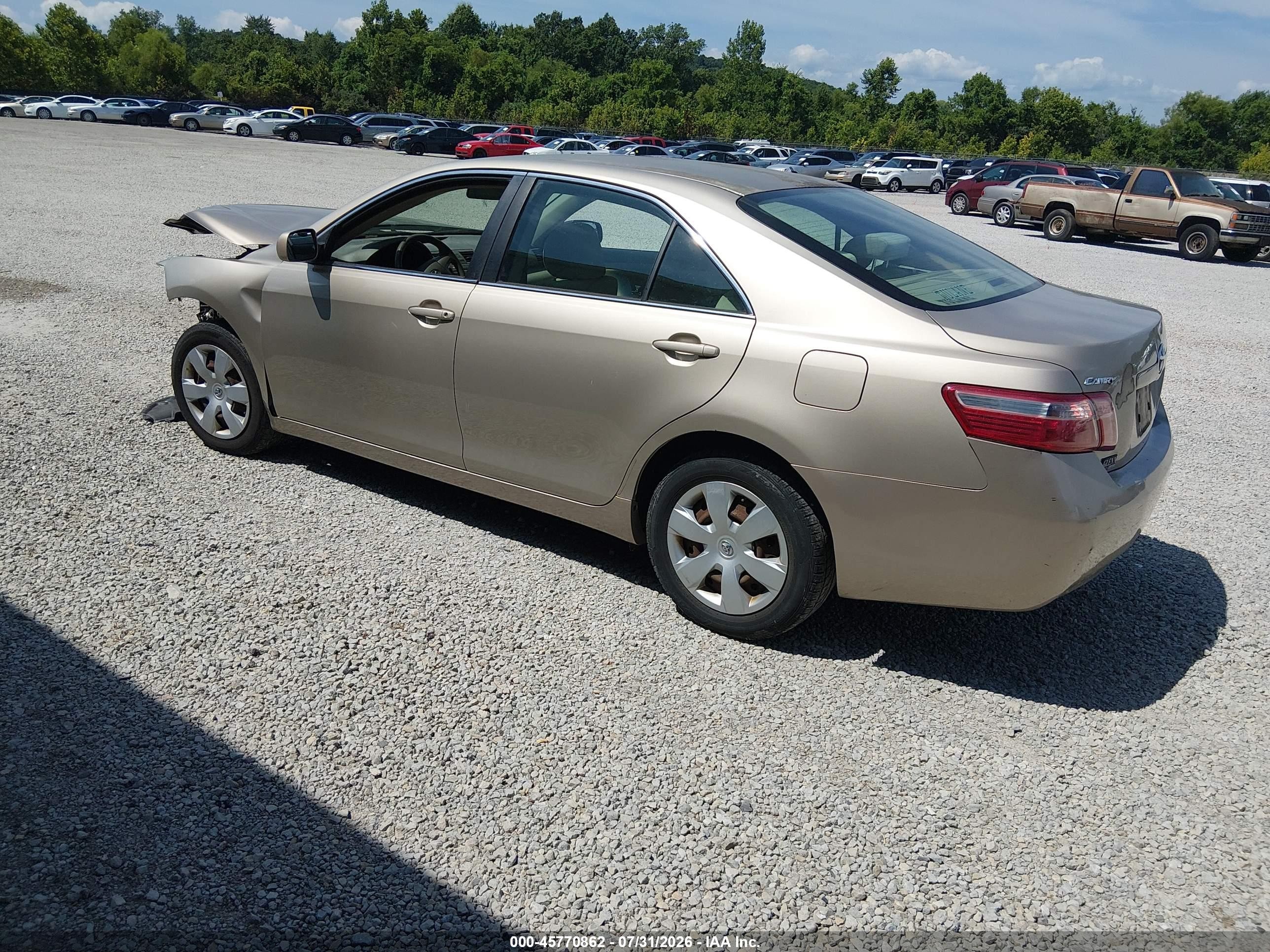 2007 Toyota Camry Le Gold vin: 4T1BE46K37U112283