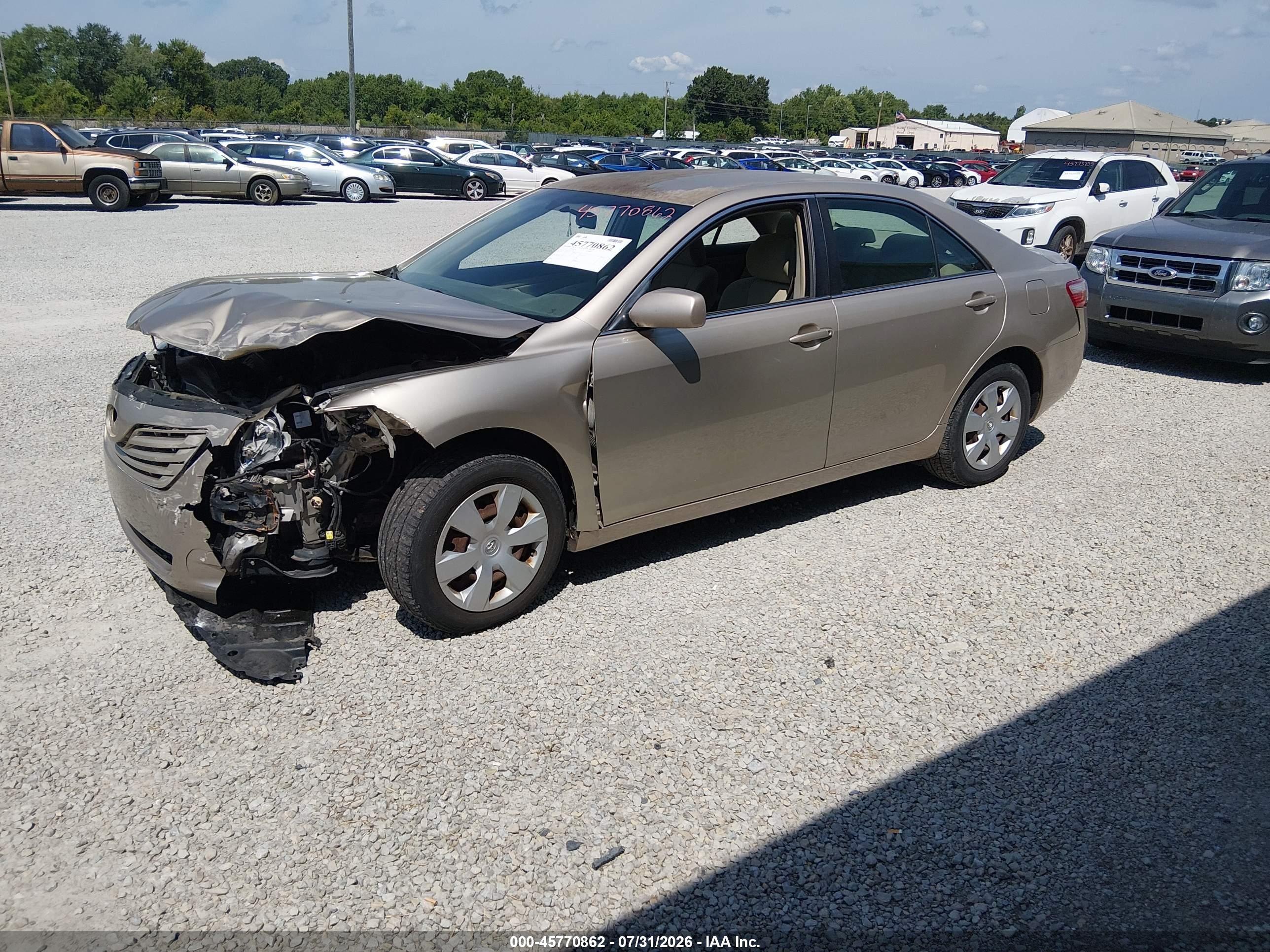 2007 Toyota Camry Le Gold vin: 4T1BE46K37U112283