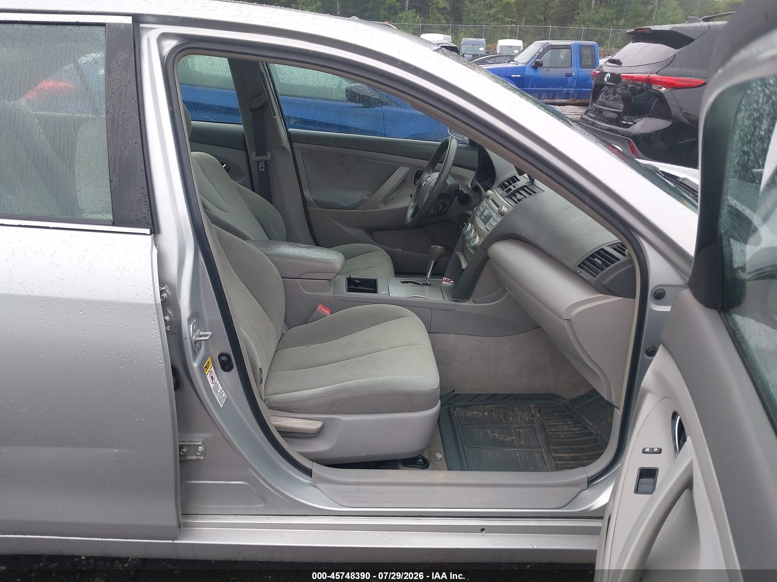 2007 Toyota Camry Le Silver vin: 4T1BE46K37U150628
