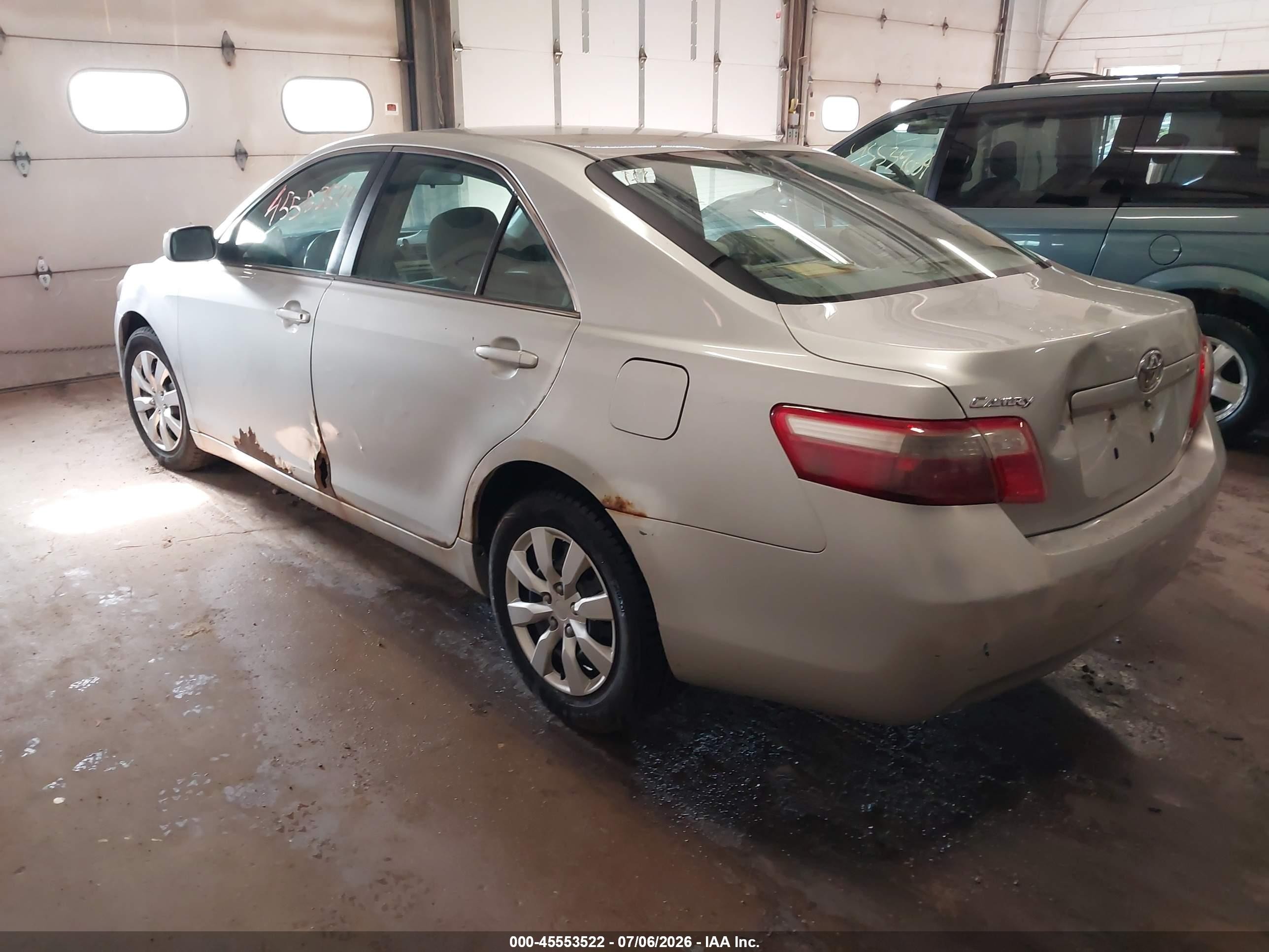 2007 Toyota Camry Le Серебряный vin: 4T1BE46K37U167879