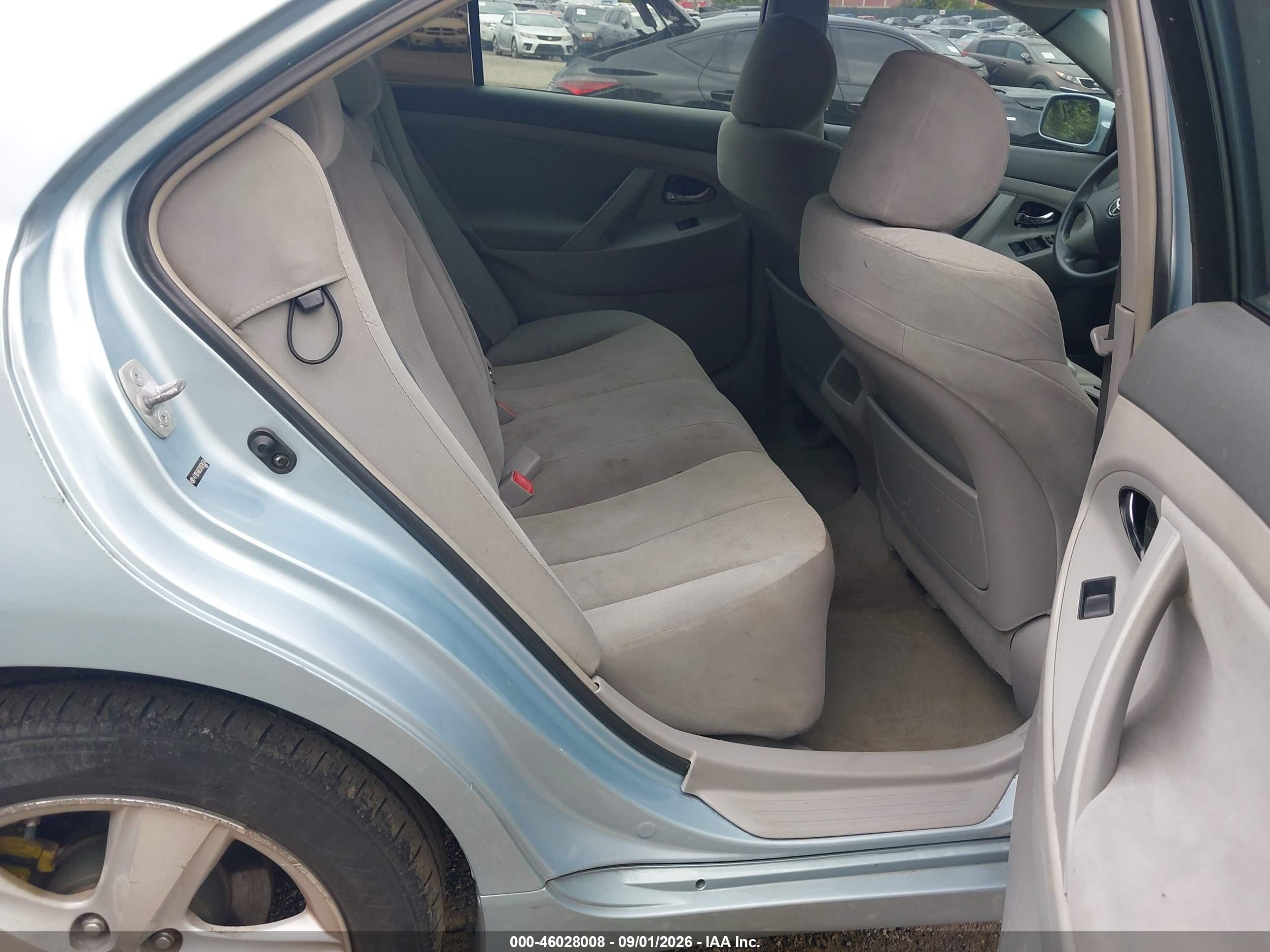 2007 Toyota Camry Le Light Blue vin: 4T1BE46K37U524574