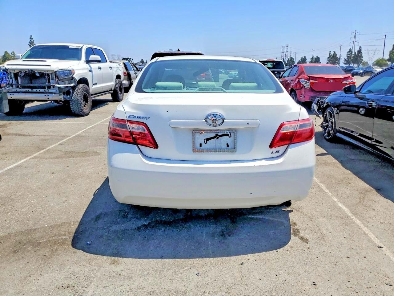 2007 Toyota Camry Le White vin: 4T1BE46K37U526664