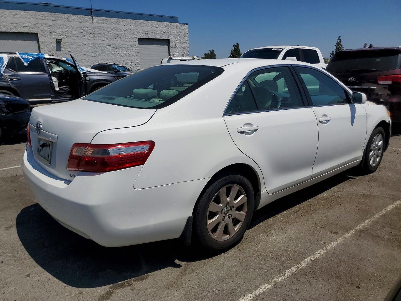 2007 Toyota Camry Le White vin: 4T1BE46K37U526664