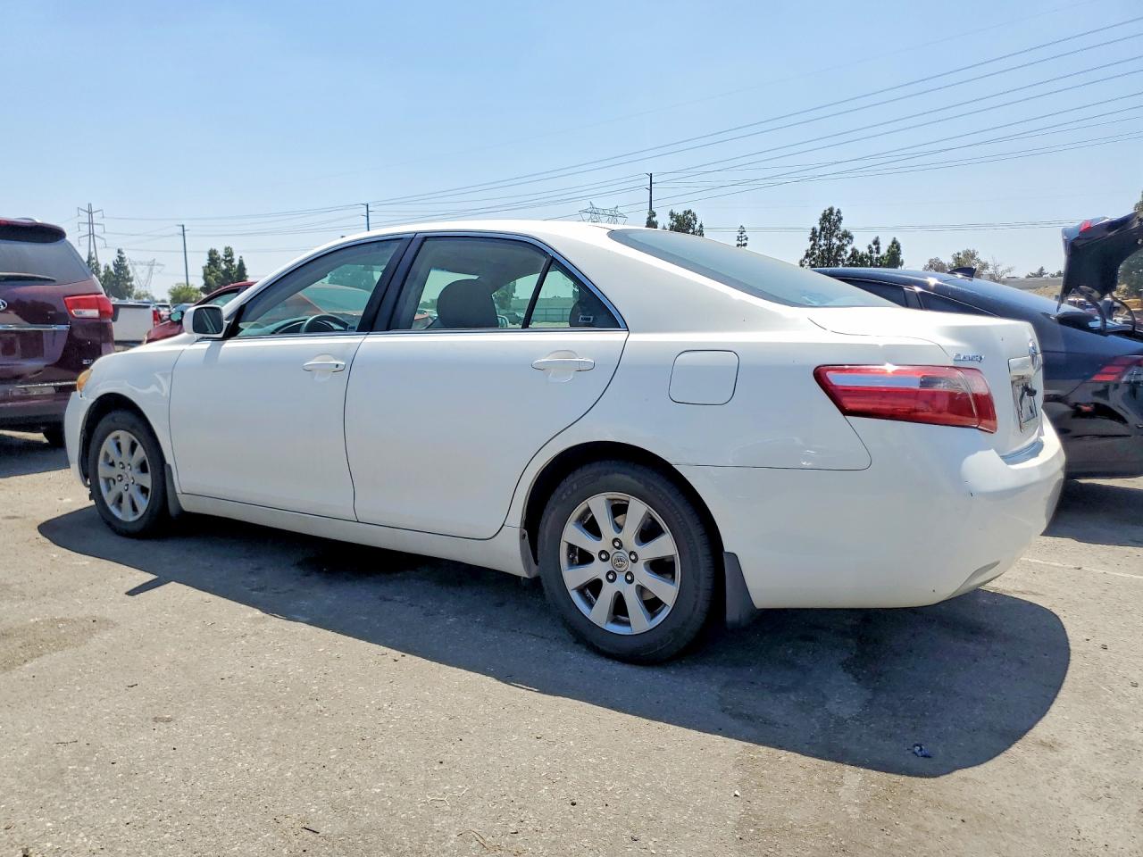 2007 Toyota Camry Le White vin: 4T1BE46K37U526664
