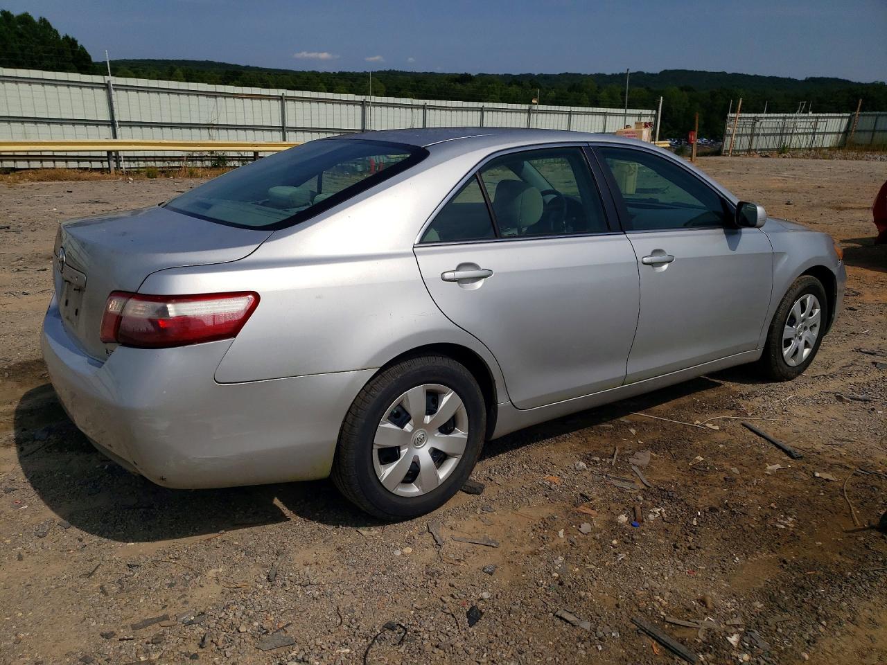 2007 Toyota Camry Le Silver vin: 4T1BE46K37U531105