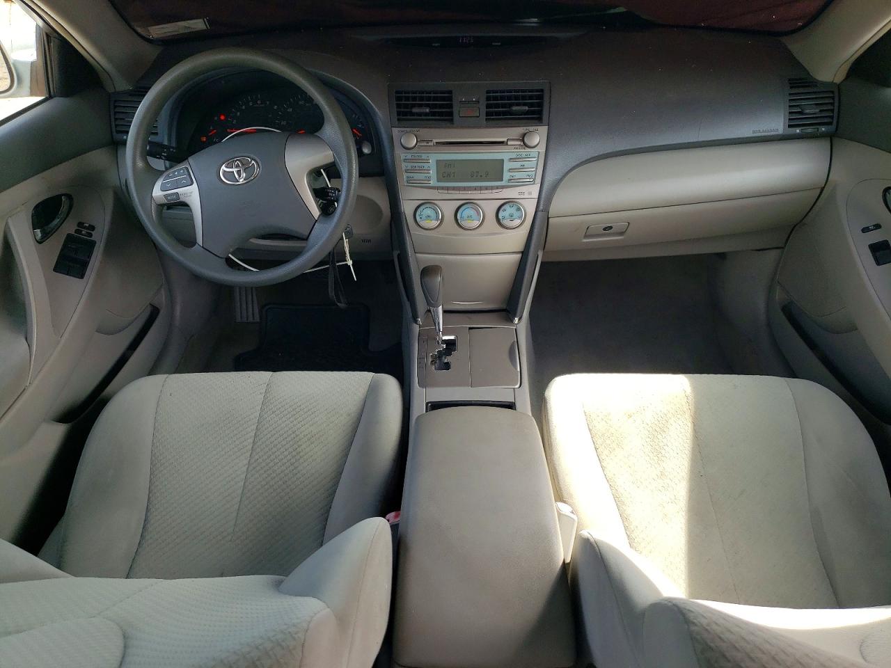 2007 Toyota Camry Le Silver vin: 4T1BE46K37U531105