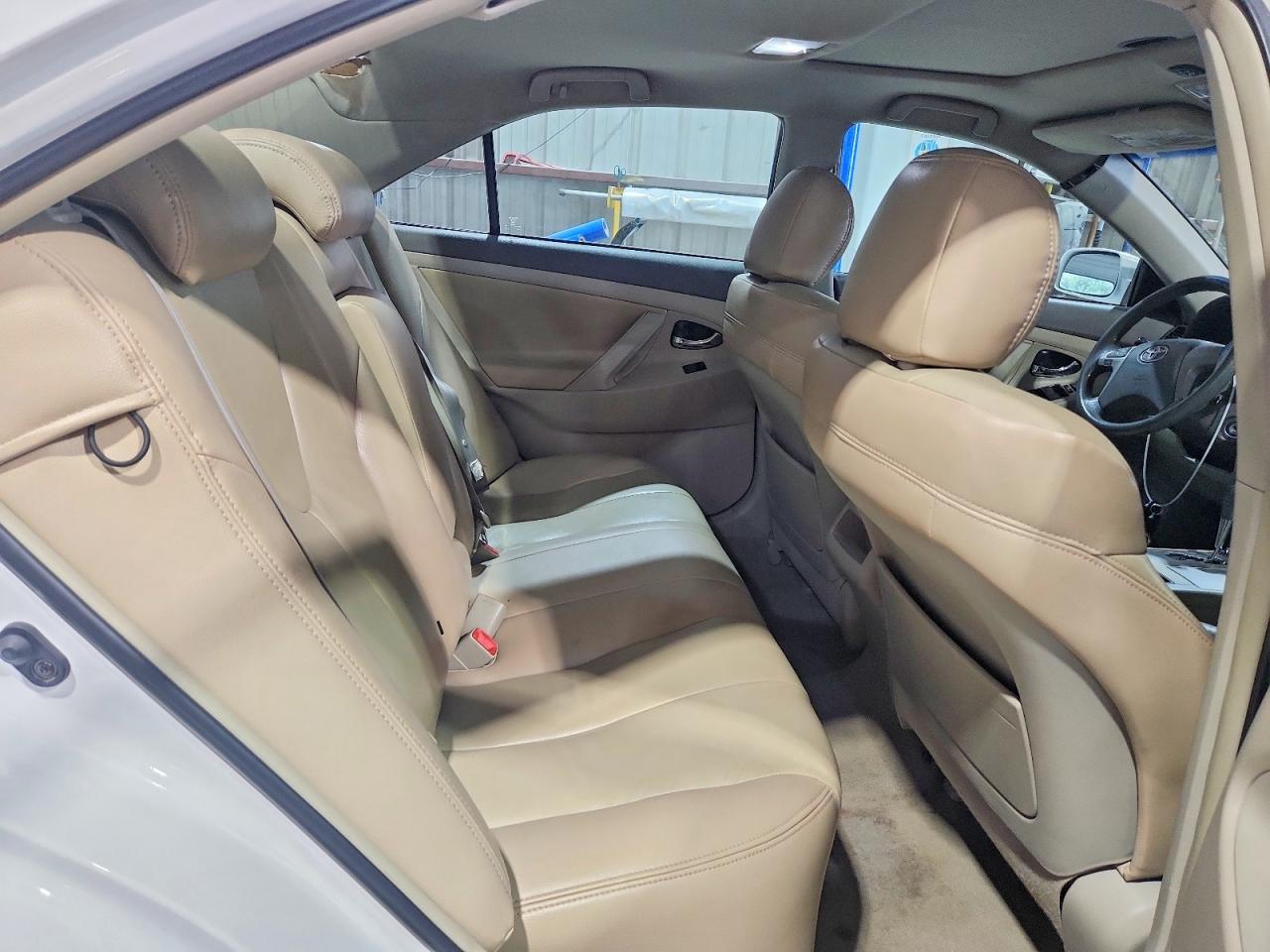 2007 Toyota Camry Le White vin: 4T1BE46K37U533260