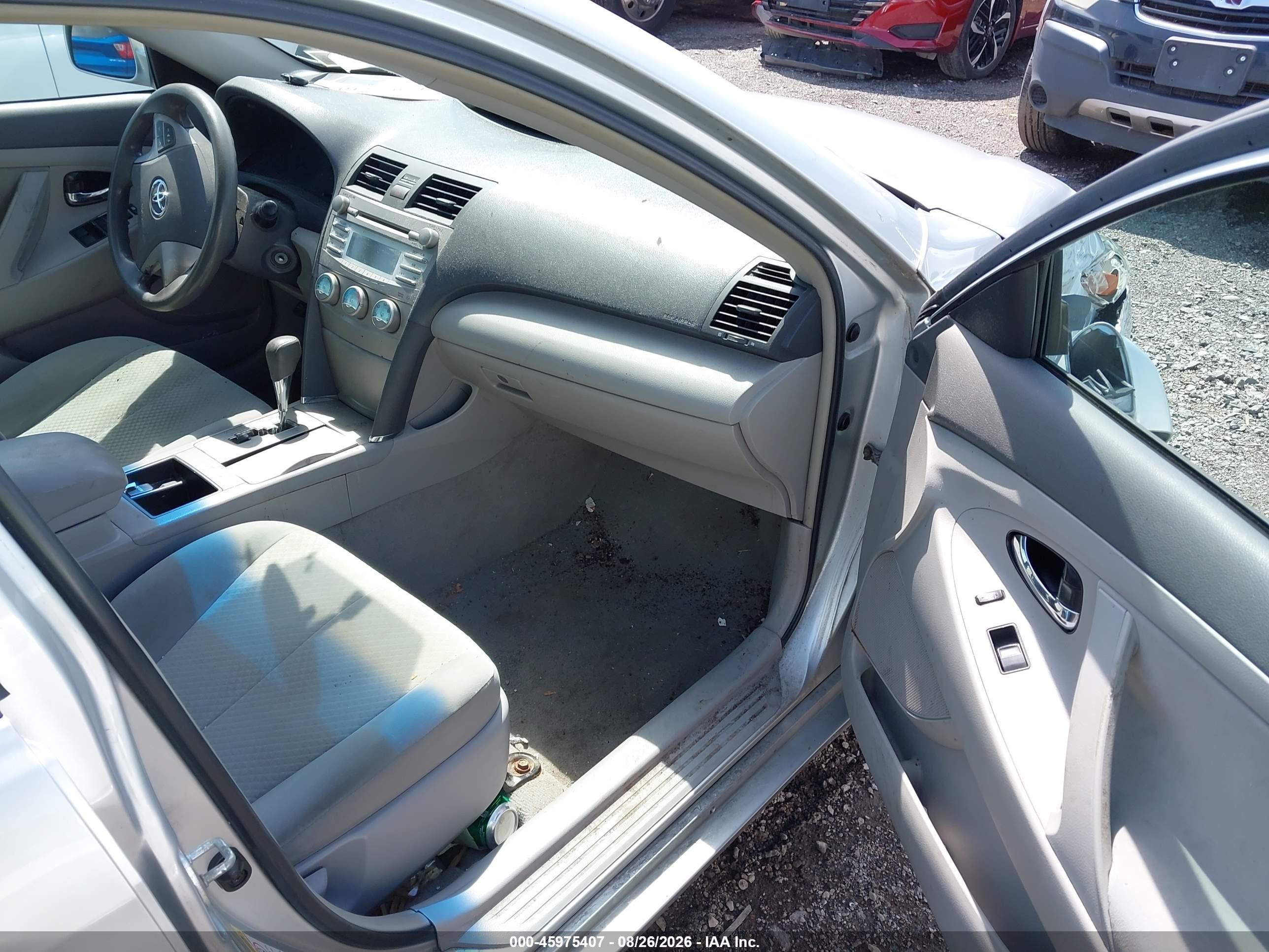 2007 Toyota Camry Le Silver vin: 4T1BE46K37U540046