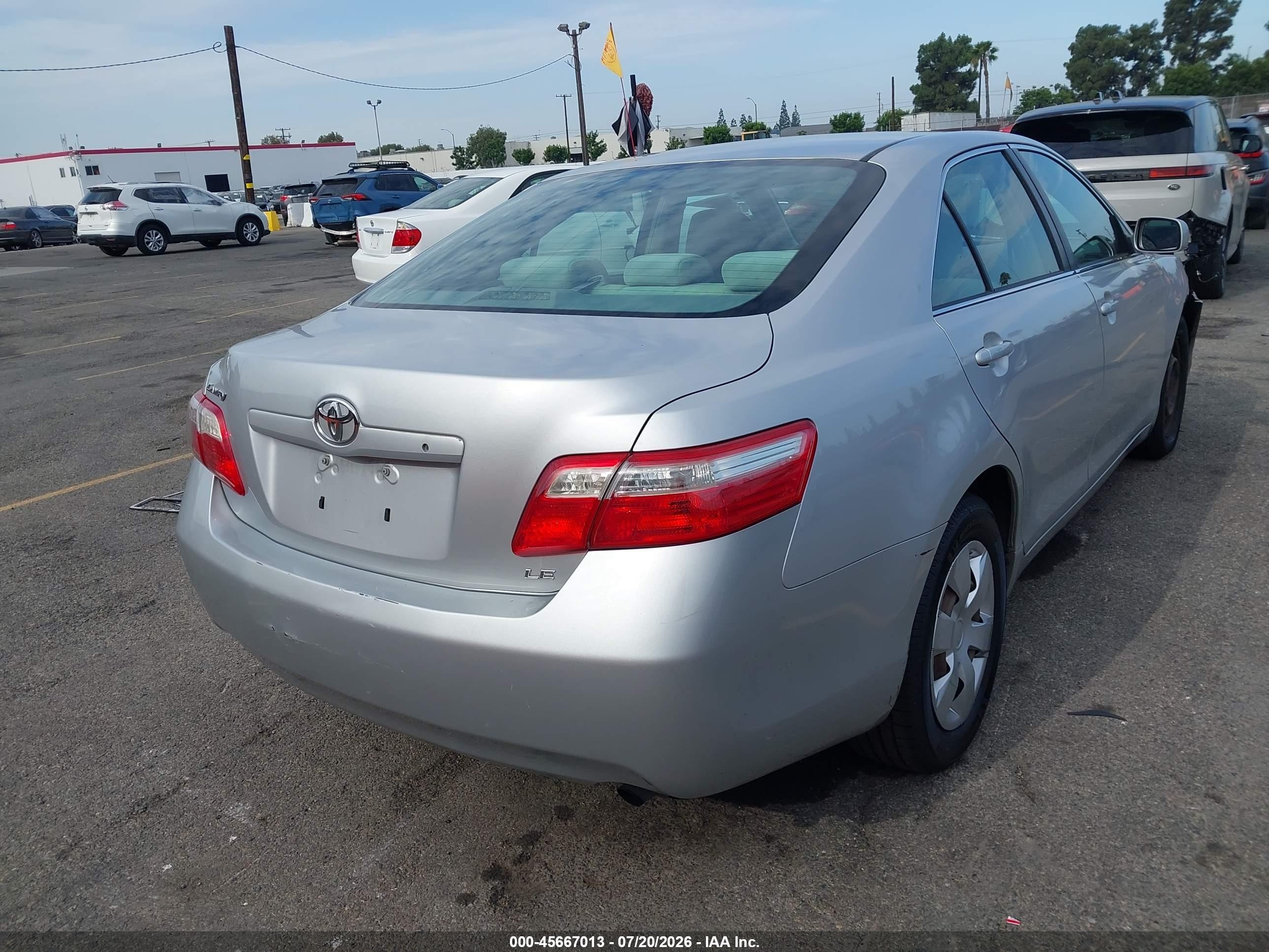 2007 Toyota Camry Le Silver vin: 4T1BE46K37U543402