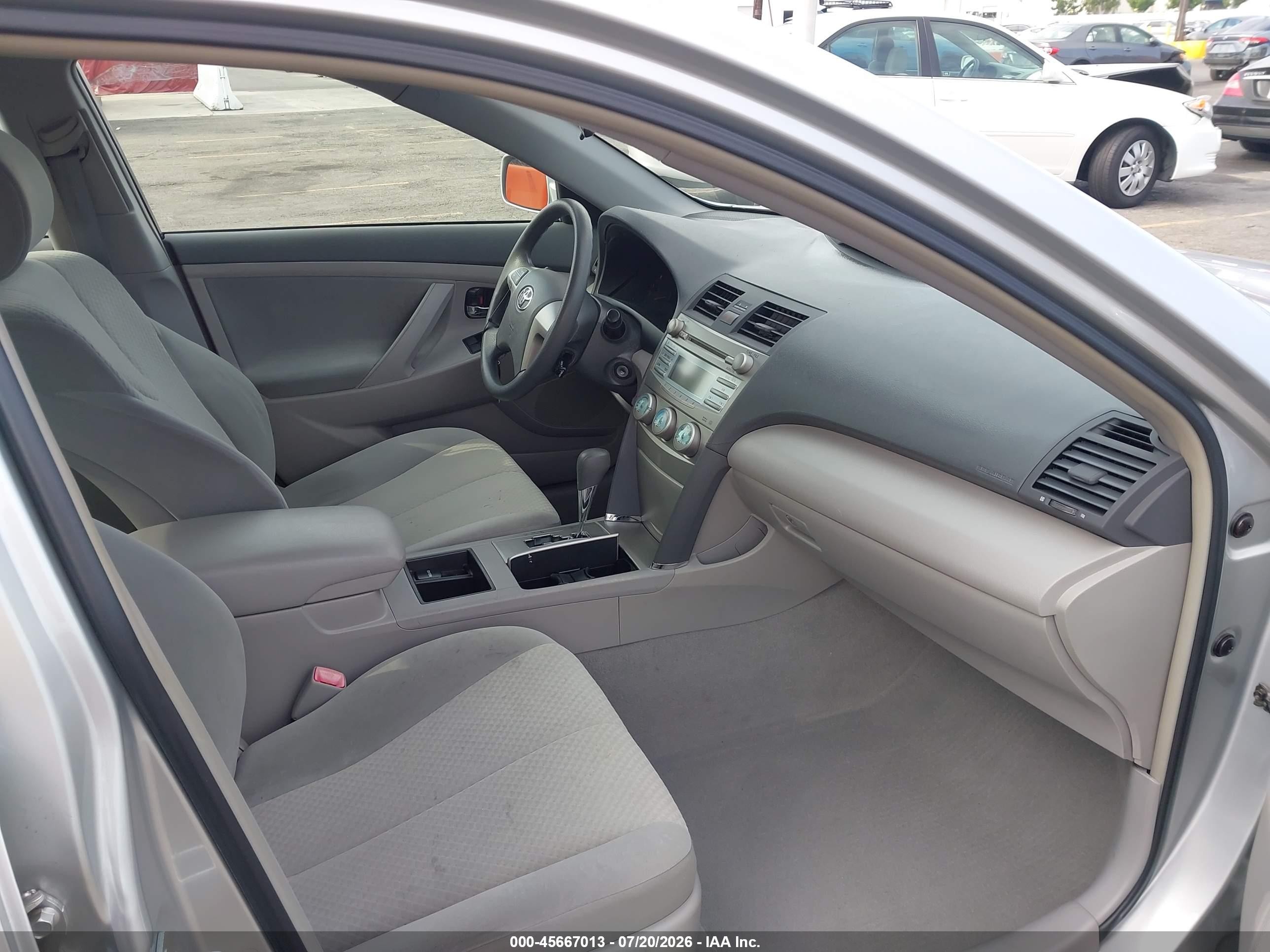 2007 Toyota Camry Le Silver vin: 4T1BE46K37U543402