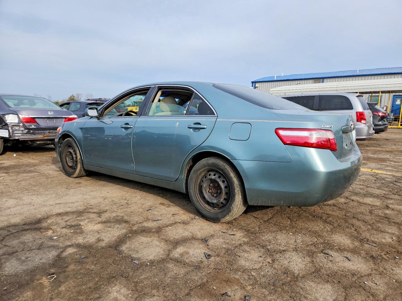 2007 Toyota Camry Le Turquoise vin: 4T1BE46K37U551175