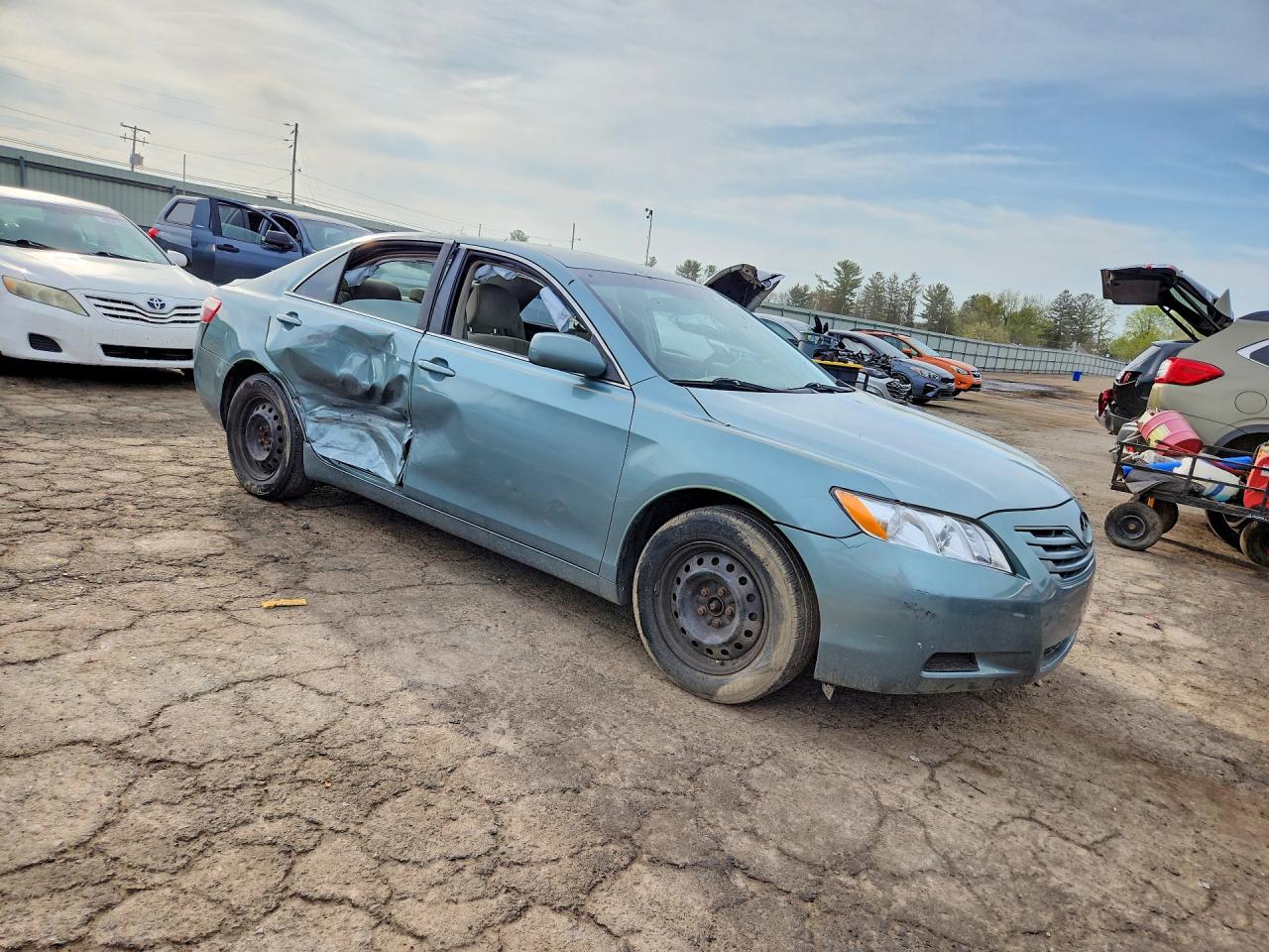 2007 Toyota Camry Le Turquoise vin: 4T1BE46K37U551175