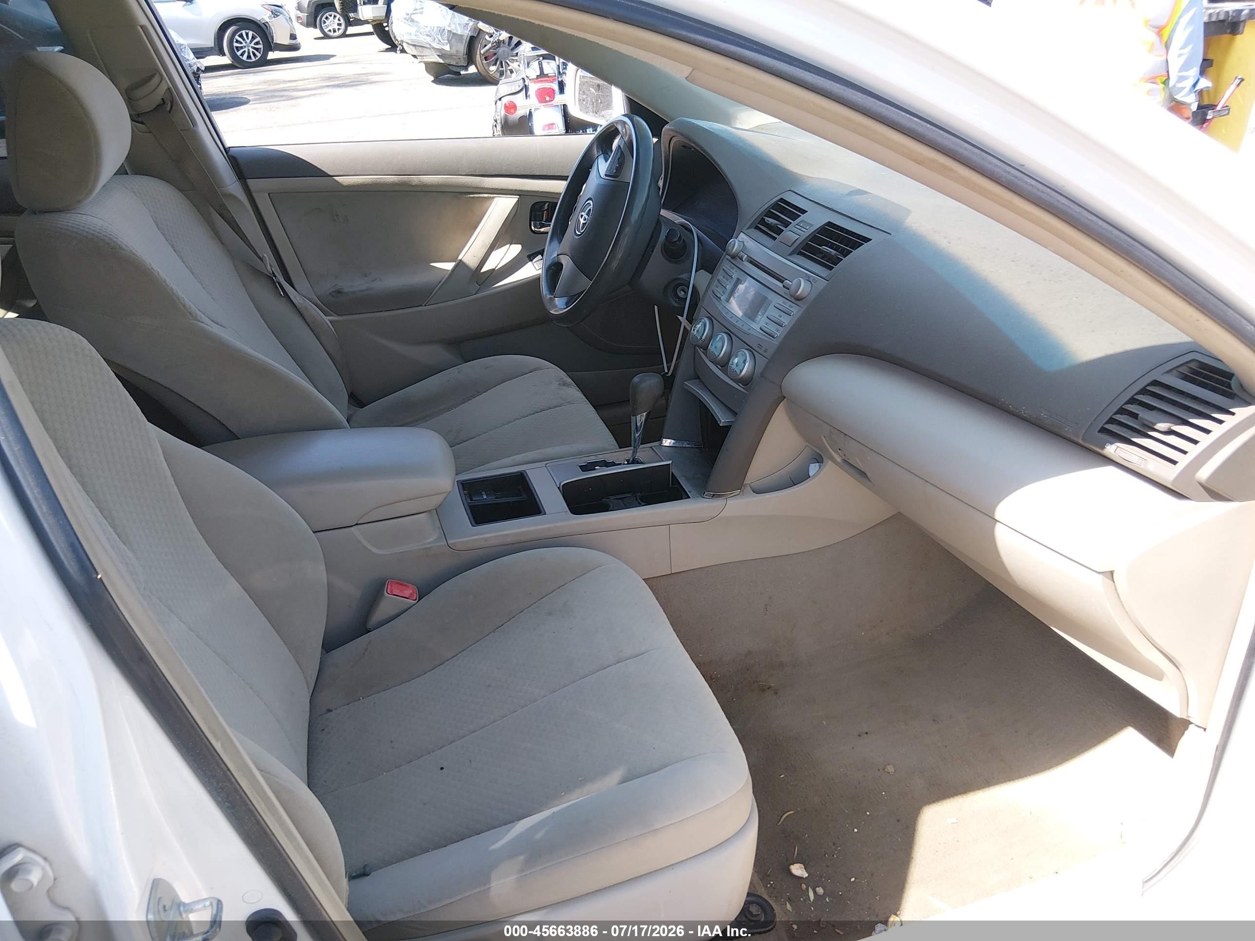 2007 Toyota Camry Le White vin: 4T1BE46K37U558465