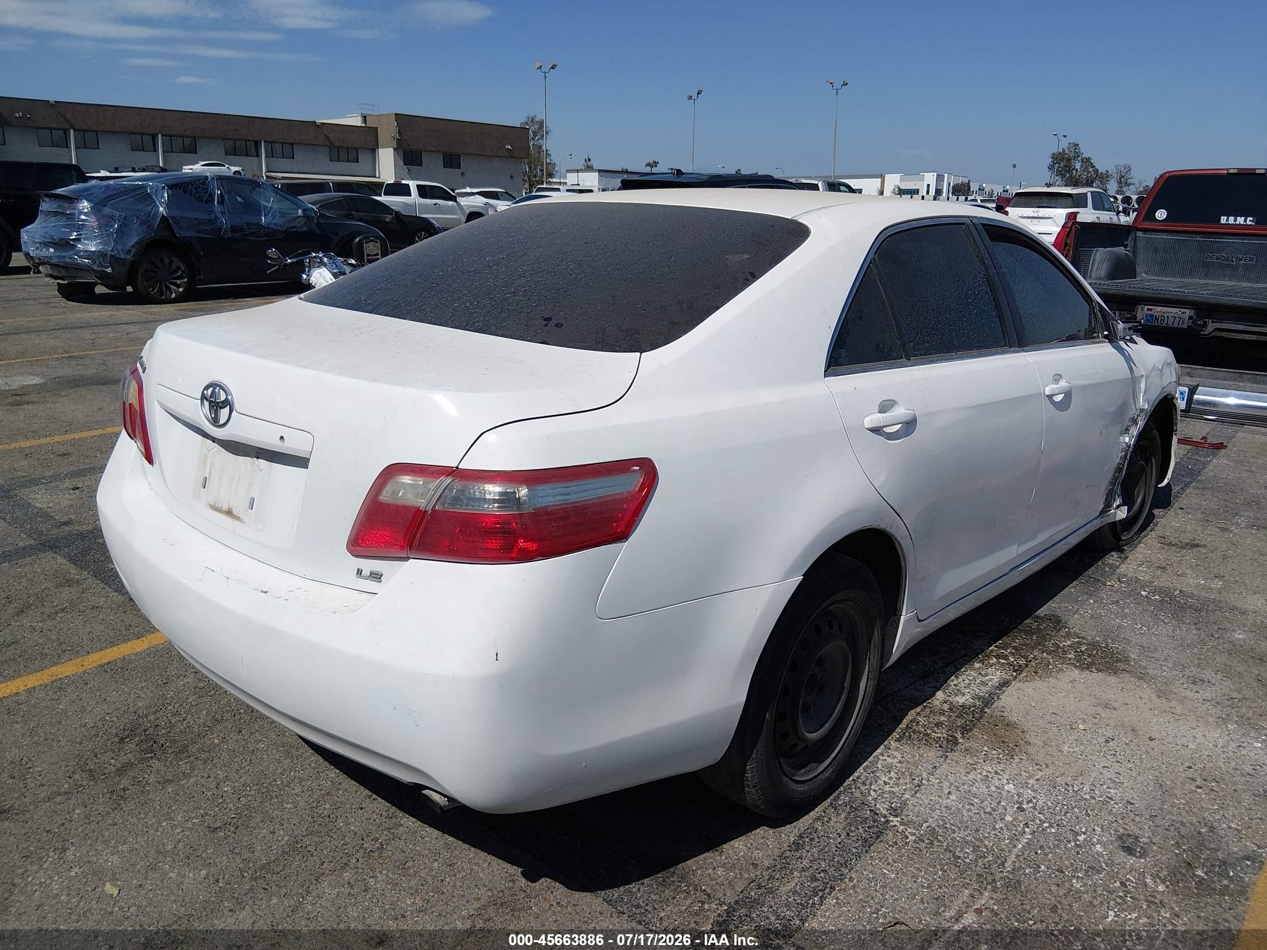 2007 Toyota Camry Le White vin: 4T1BE46K37U558465