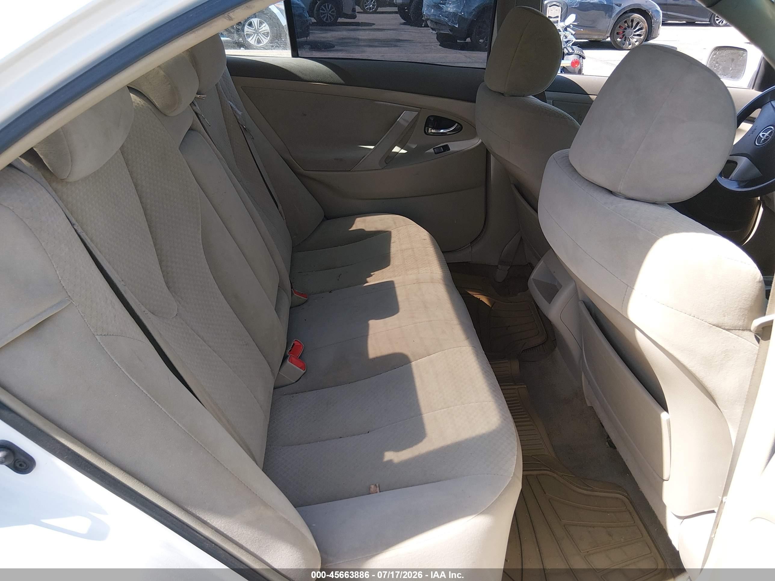 2007 Toyota Camry Le White vin: 4T1BE46K37U558465