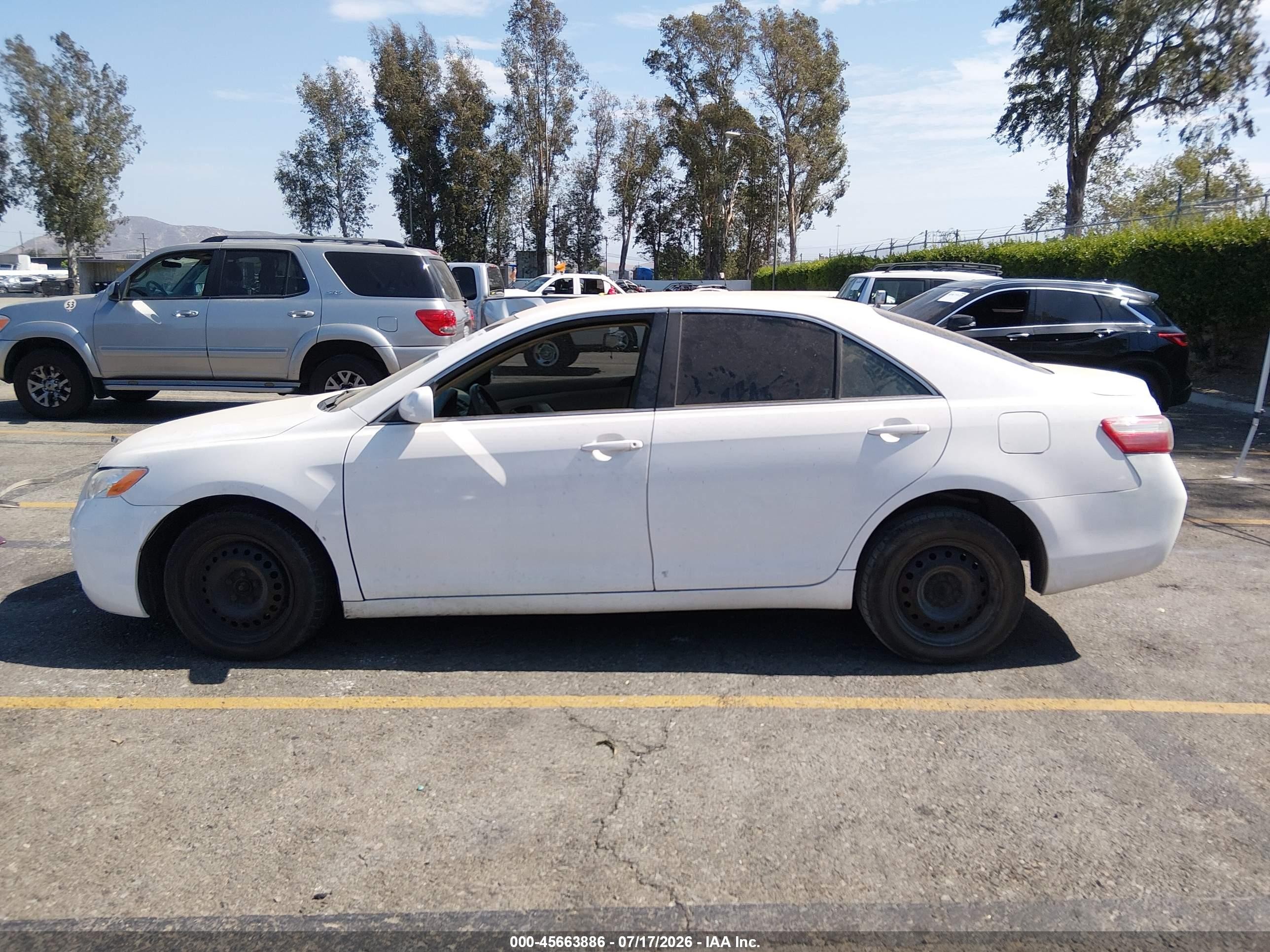 2007 Toyota Camry Le White vin: 4T1BE46K37U558465