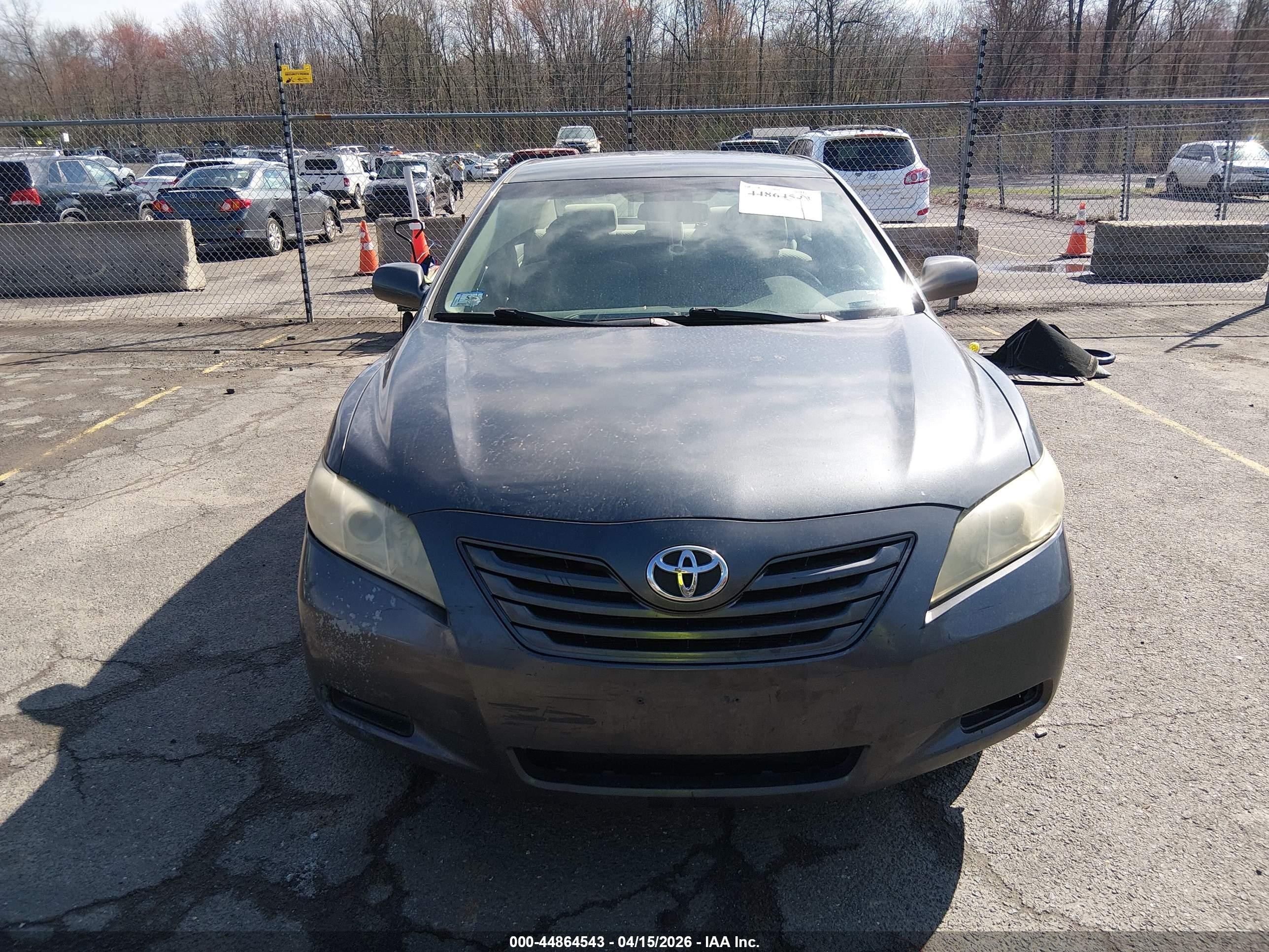 2007 Toyota Camry Le Gray vin: 4T1BE46K37U561723