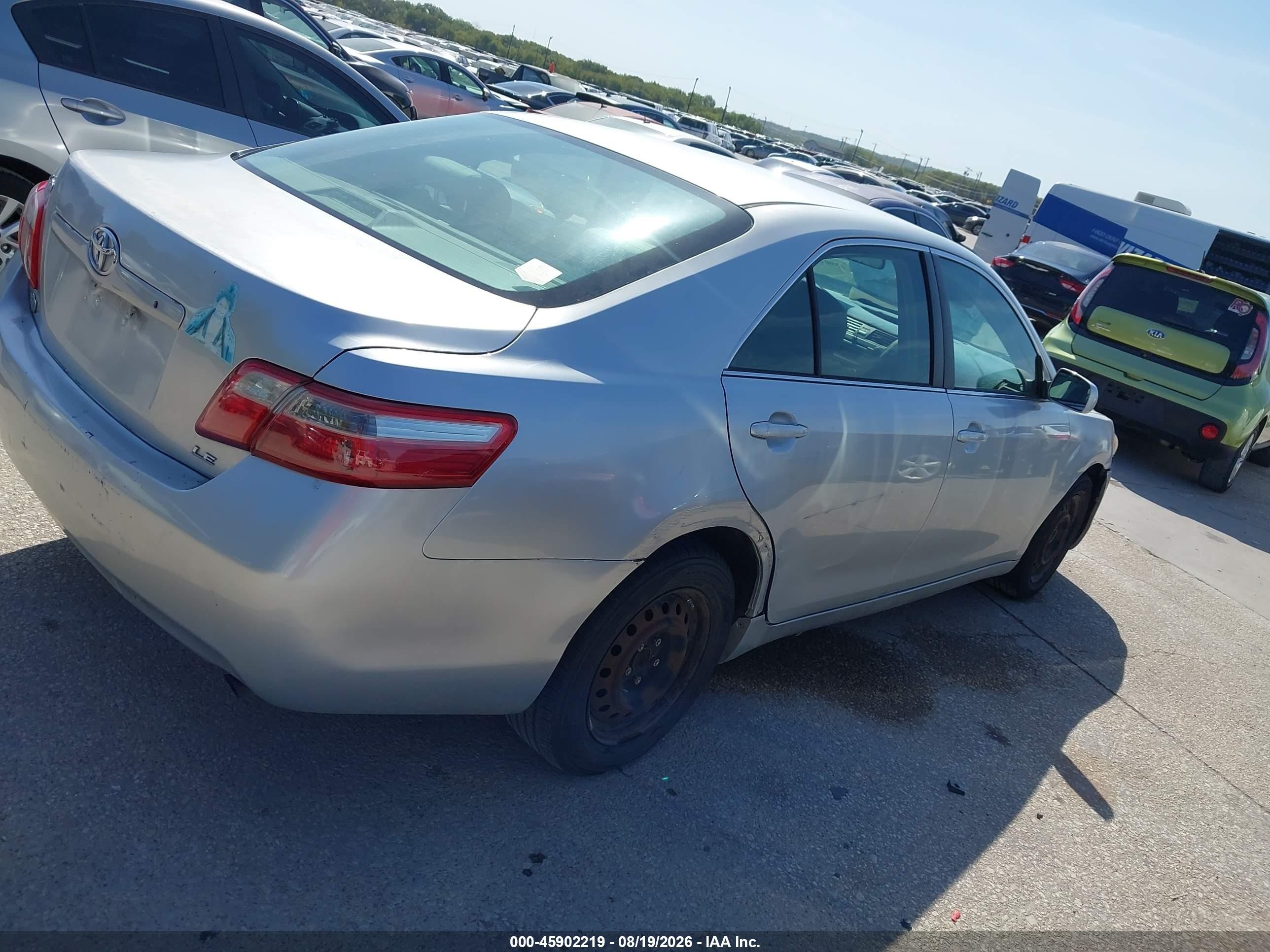 2007 Toyota Camry Le Silver vin: 4T1BE46K37U562614
