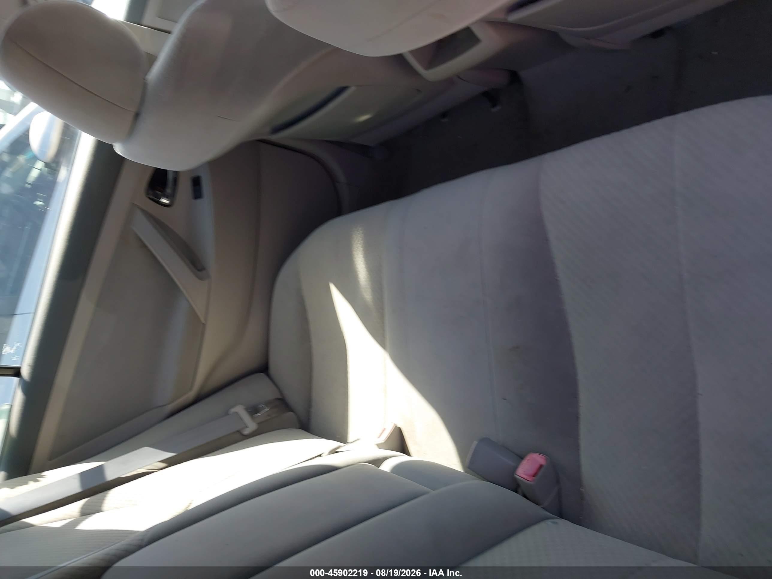 2007 Toyota Camry Le Silver vin: 4T1BE46K37U562614