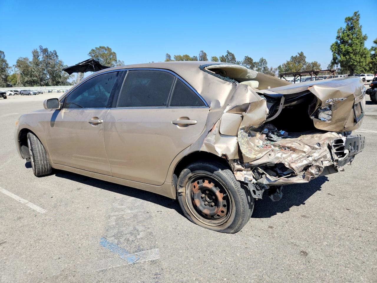 2007 Toyota Camry Le Желто-коричневый vin: 4T1BE46K37U575203