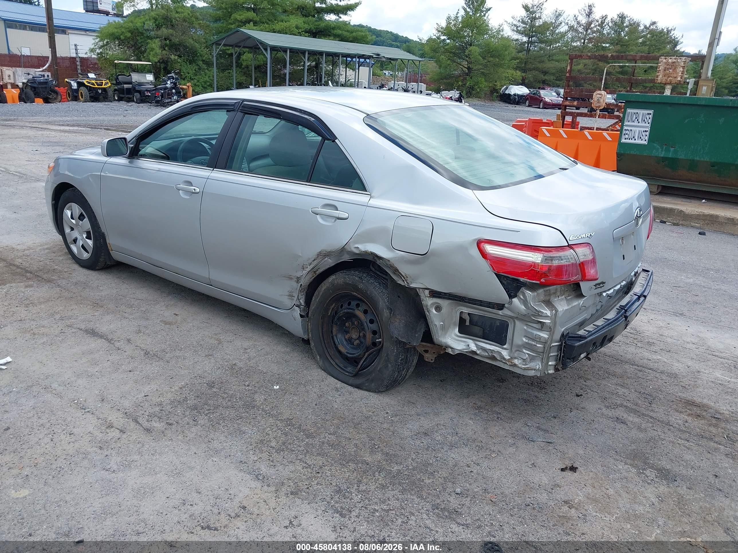 2007 Toyota Camry Le Silver vin: 4T1BE46K37U584192