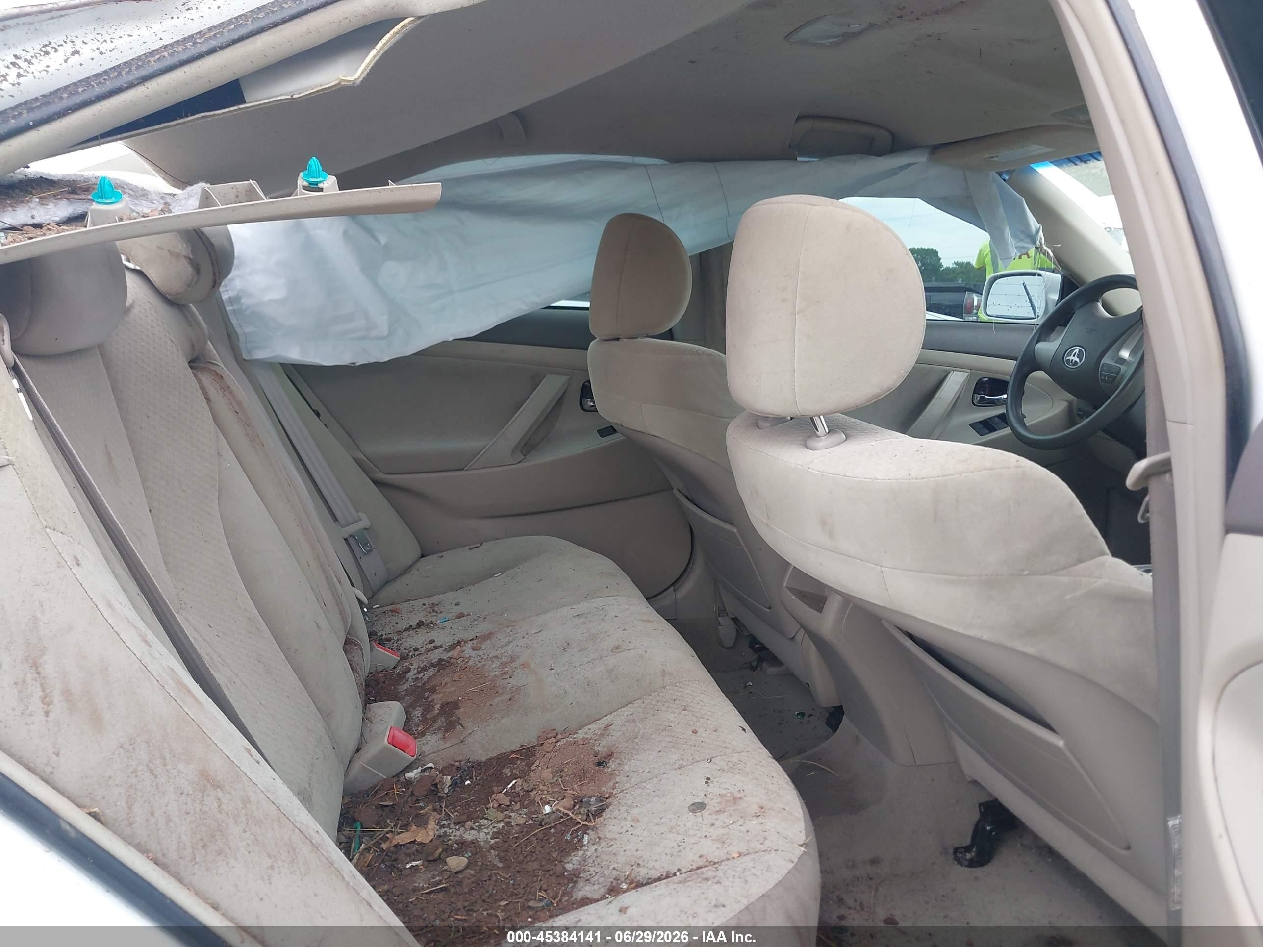 2007 Toyota Camry Le White vin: 4T1BE46K37U629731