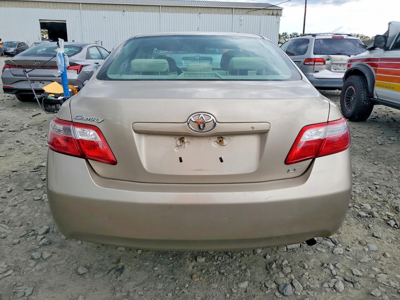 2007 Toyota Camry Le Tan vin: 4T1BE46K37U634704