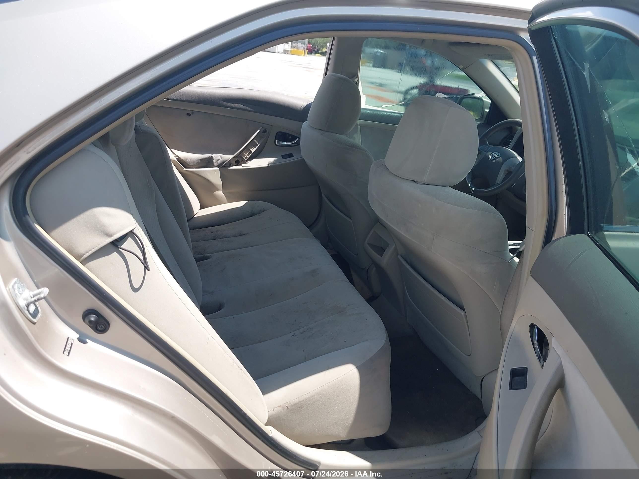 2007 Toyota Camry Ce Gold vin: 4T1BE46K37U681019