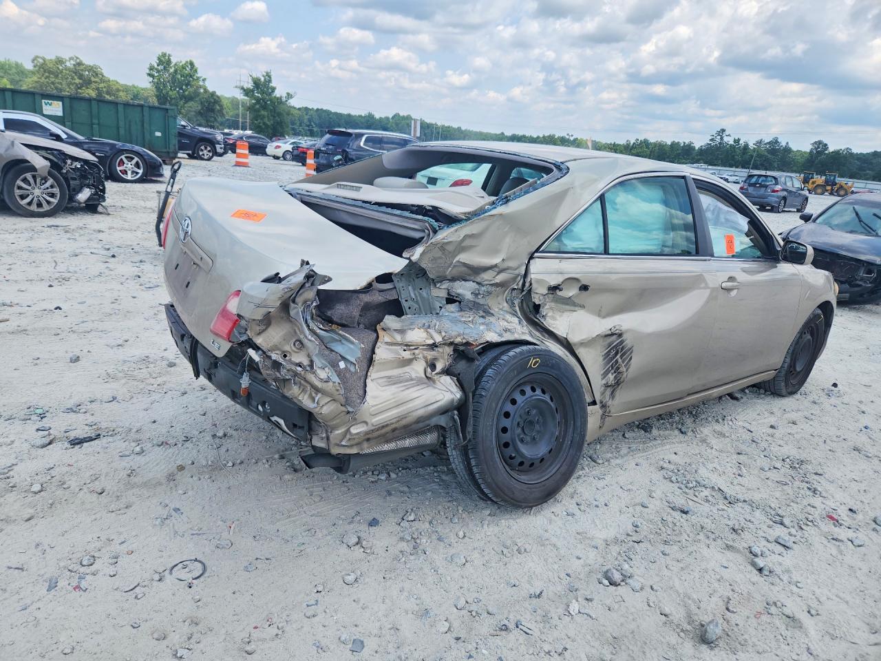 2007 Toyota Camry Le Silver vin: 4T1BE46K37U701785