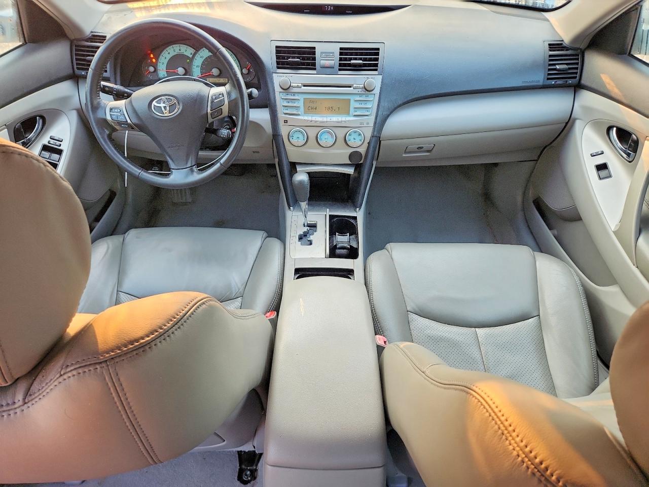 2007 Toyota Camry Ce Silver vin: 4T1BE46K37U702029