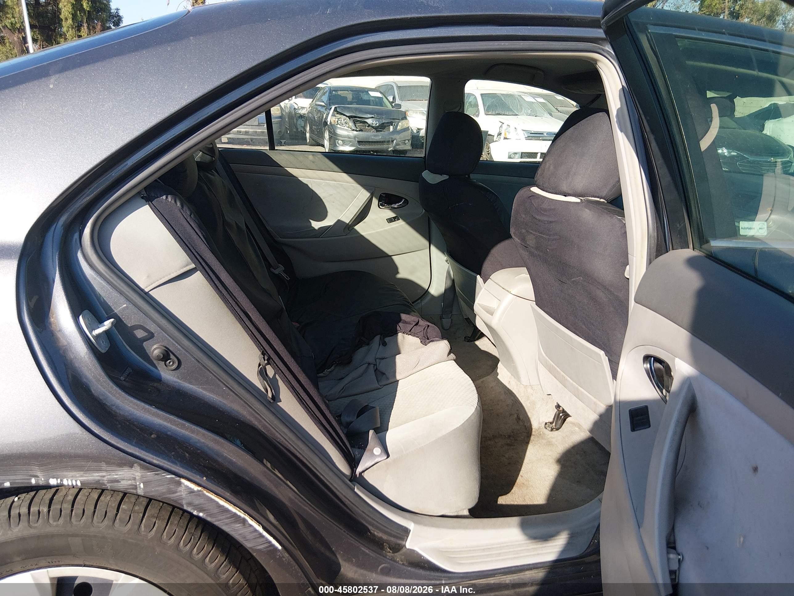 2008 Toyota Camry Le Gray vin: 4T1BE46K38U203765