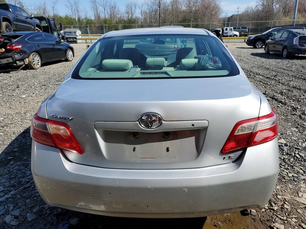 2008 Toyota Camry Le Серебряный vin: 4T1BE46K38U253243