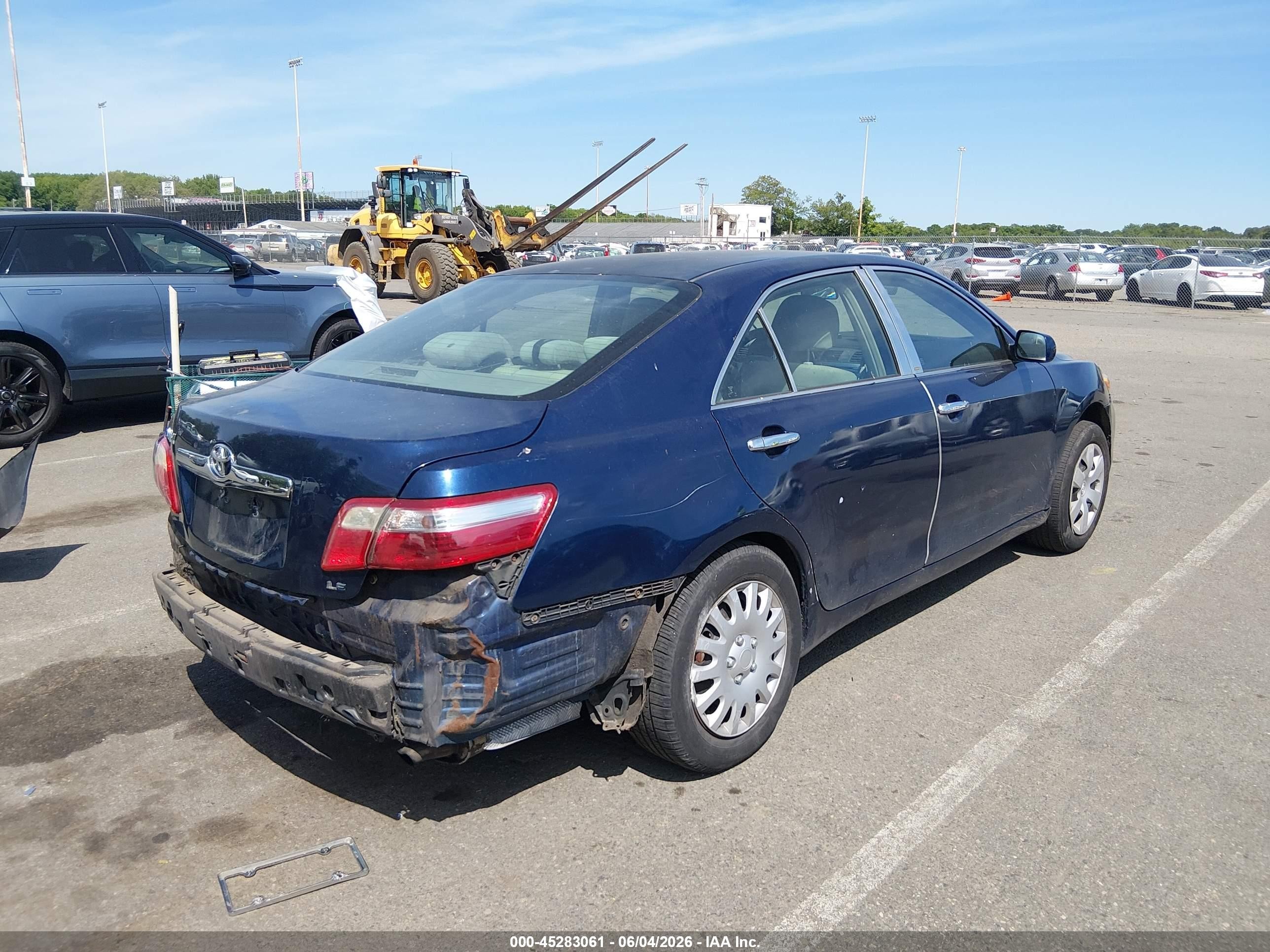2008 Toyota Camry Le Blue vin: 4T1BE46K38U256840