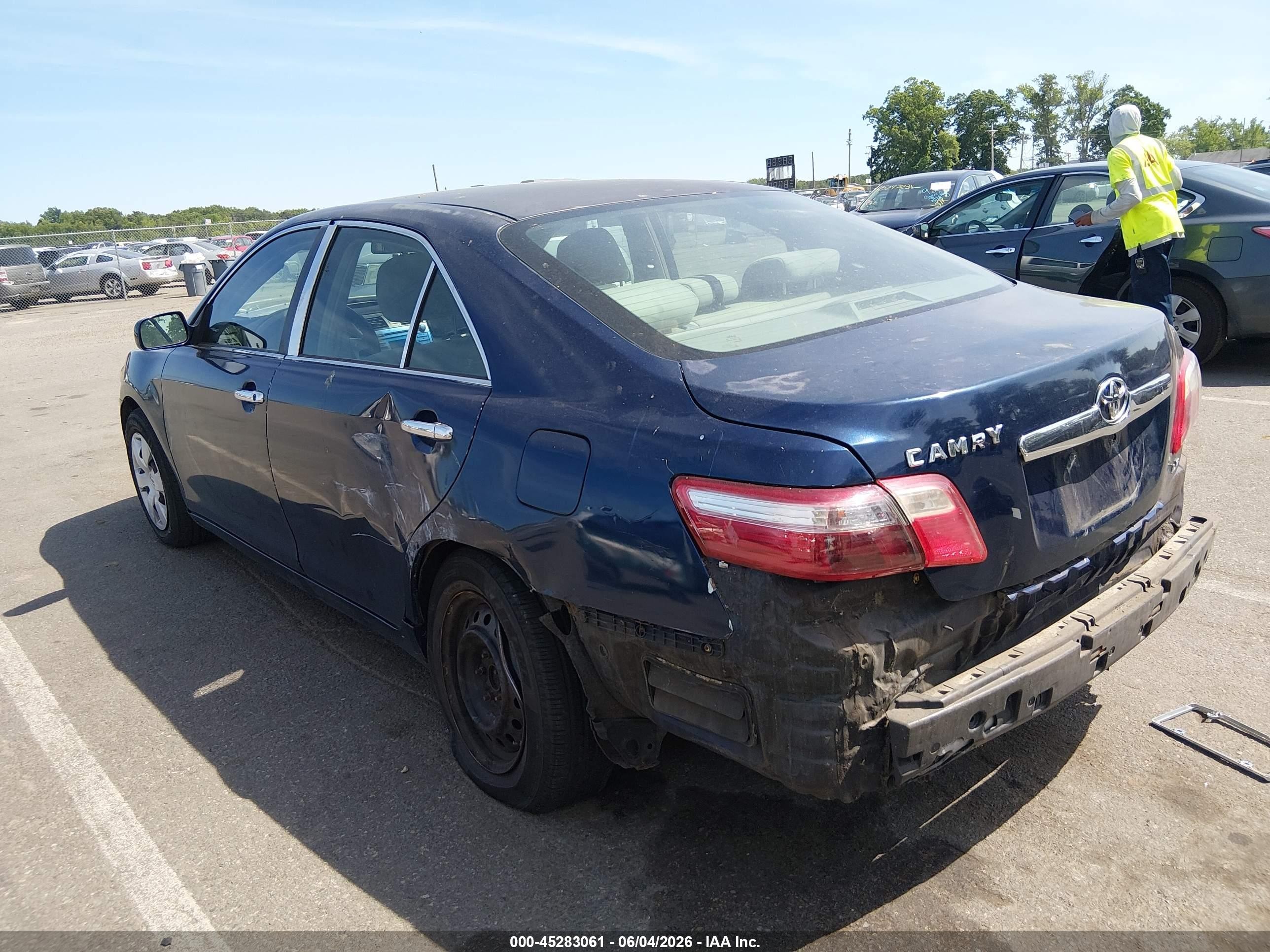 2008 Toyota Camry Le Blue vin: 4T1BE46K38U256840