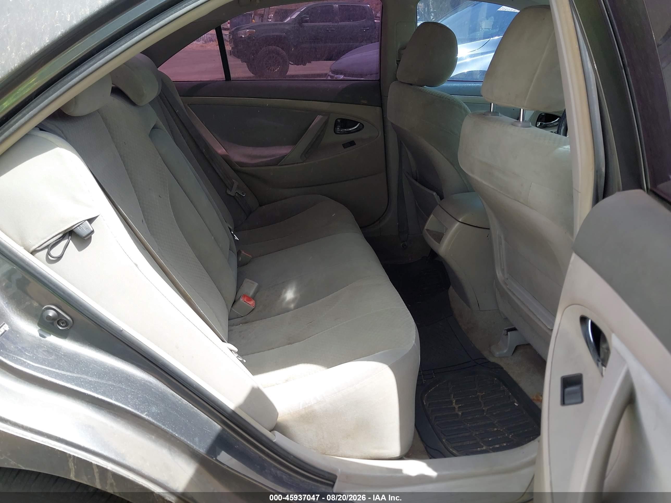 2008 Toyota Camry Le Gray vin: 4T1BE46K38U736330