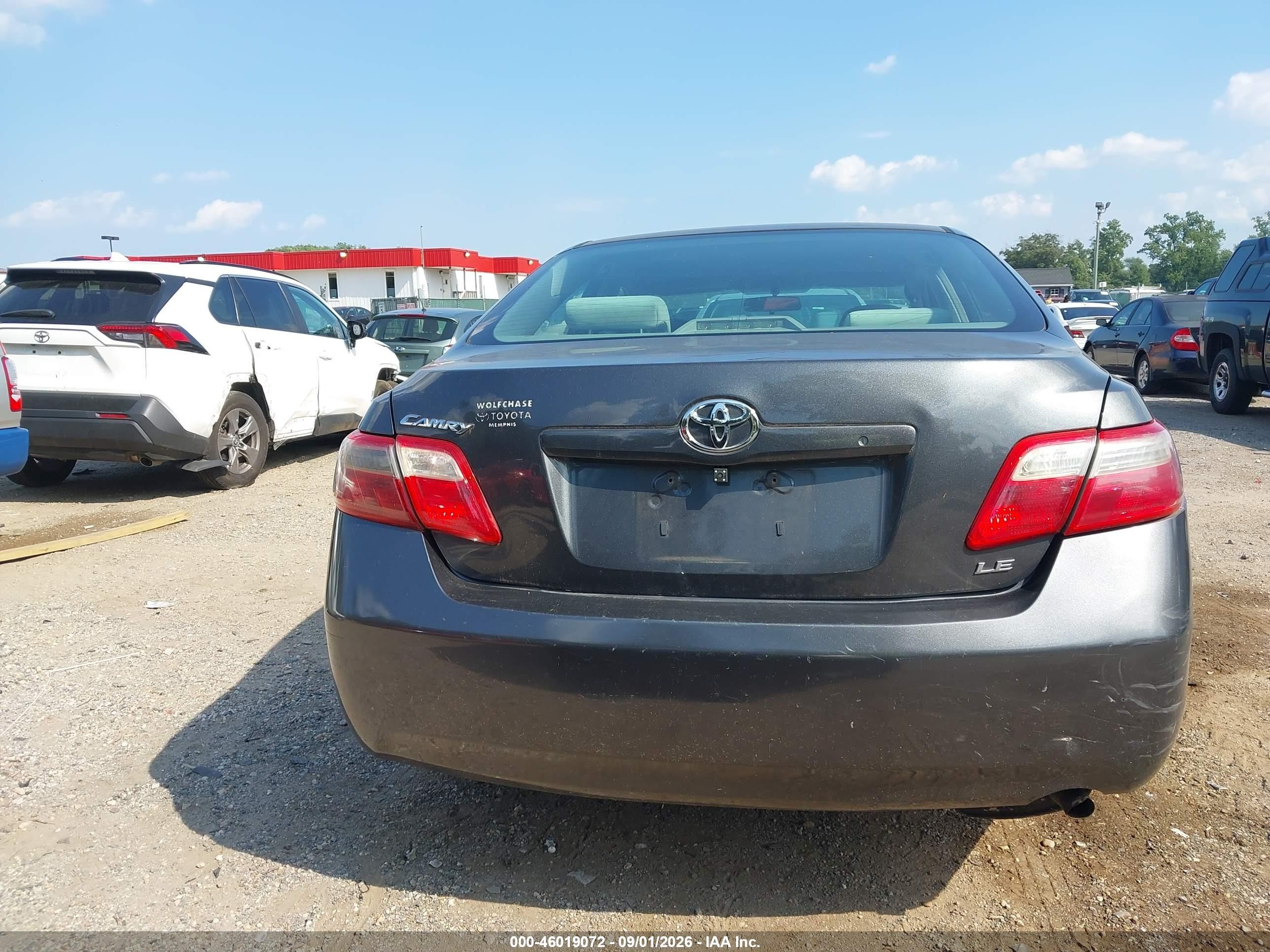 2008 Toyota Camry Le Gray vin: 4T1BE46K38U779291