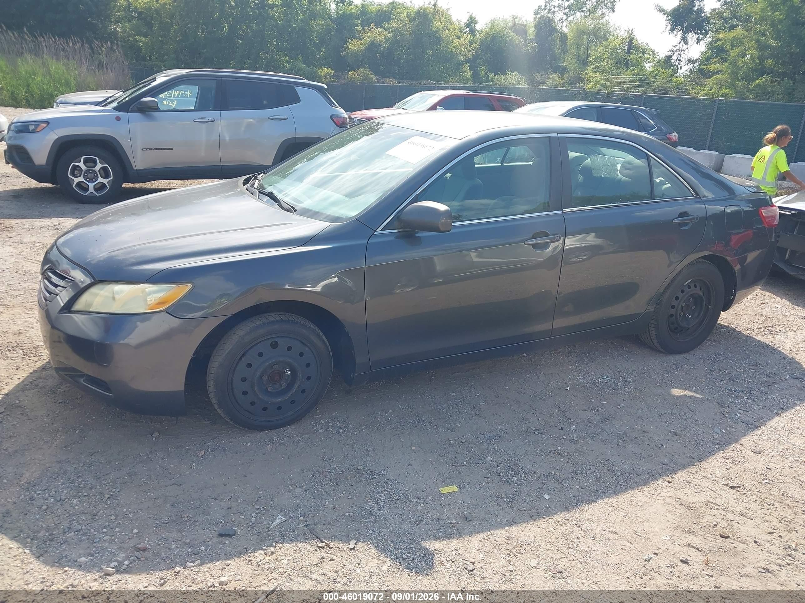 2008 Toyota Camry Le Gray vin: 4T1BE46K38U779291