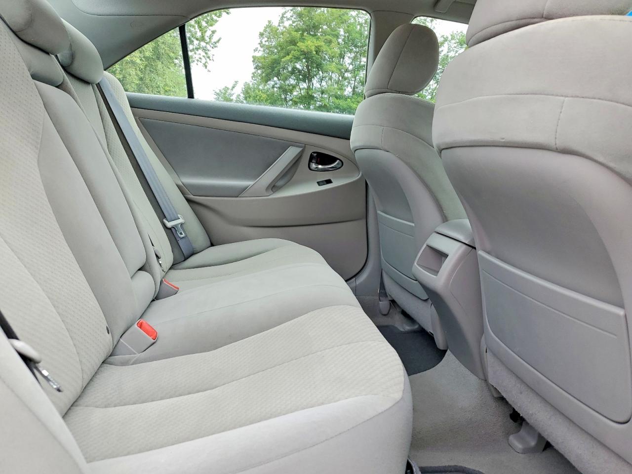 2008 Toyota Camry Le White vin: 4T1BE46K38U783065