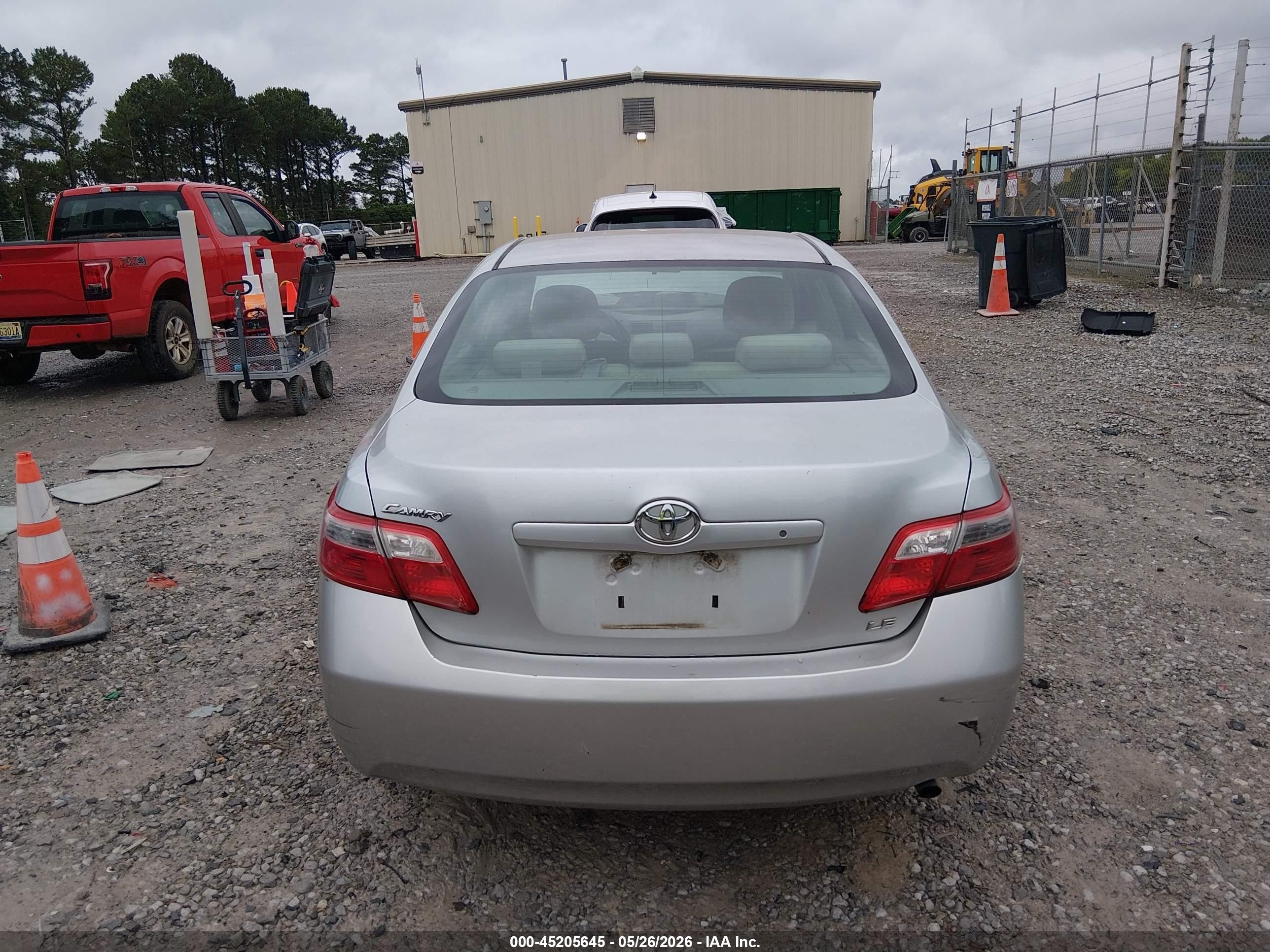 2009 Toyota Camry Le Silver vin: 4T1BE46K39U280962