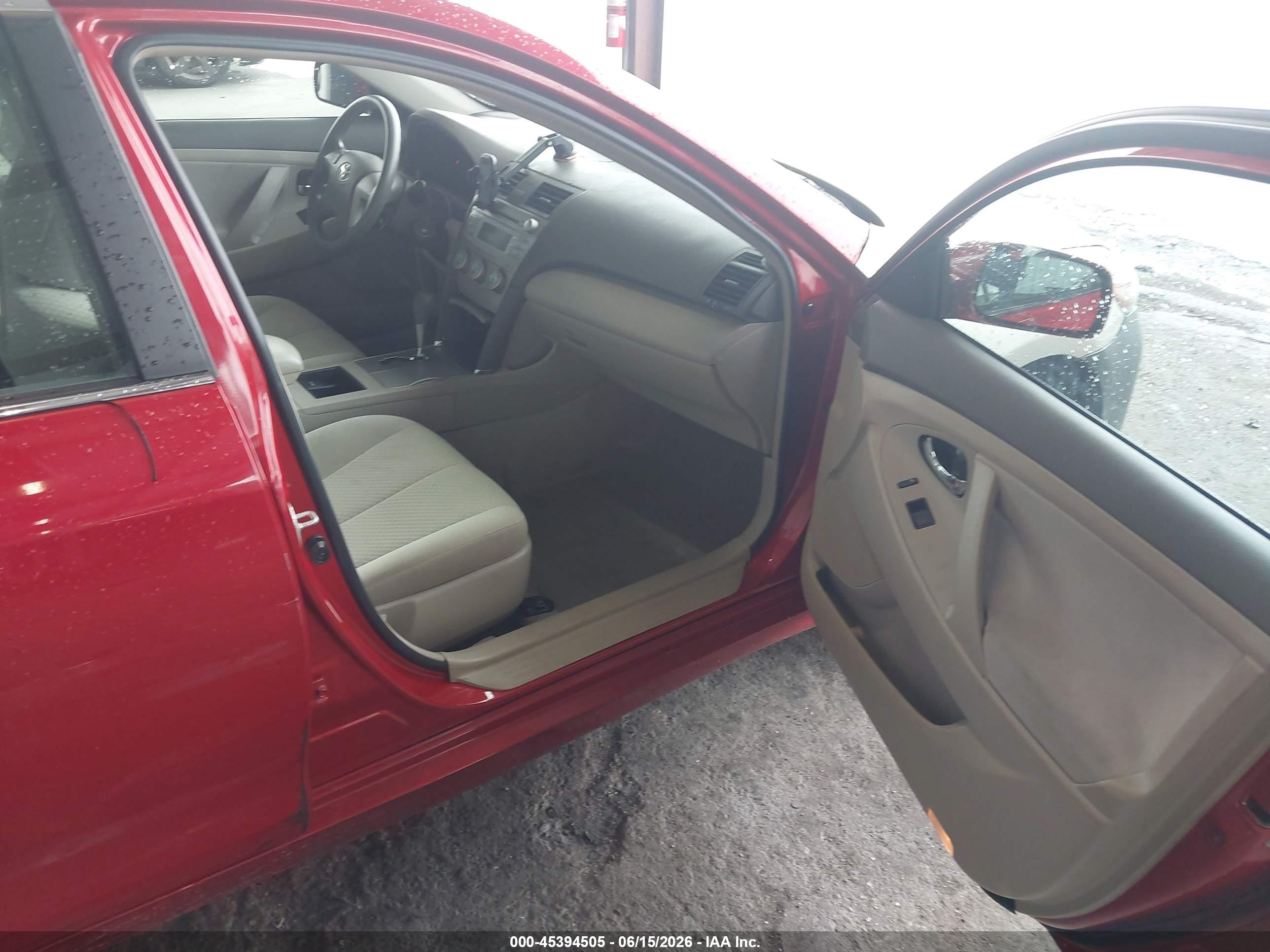 2009 Toyota Camry Le Red vin: 4T1BE46K39U284672