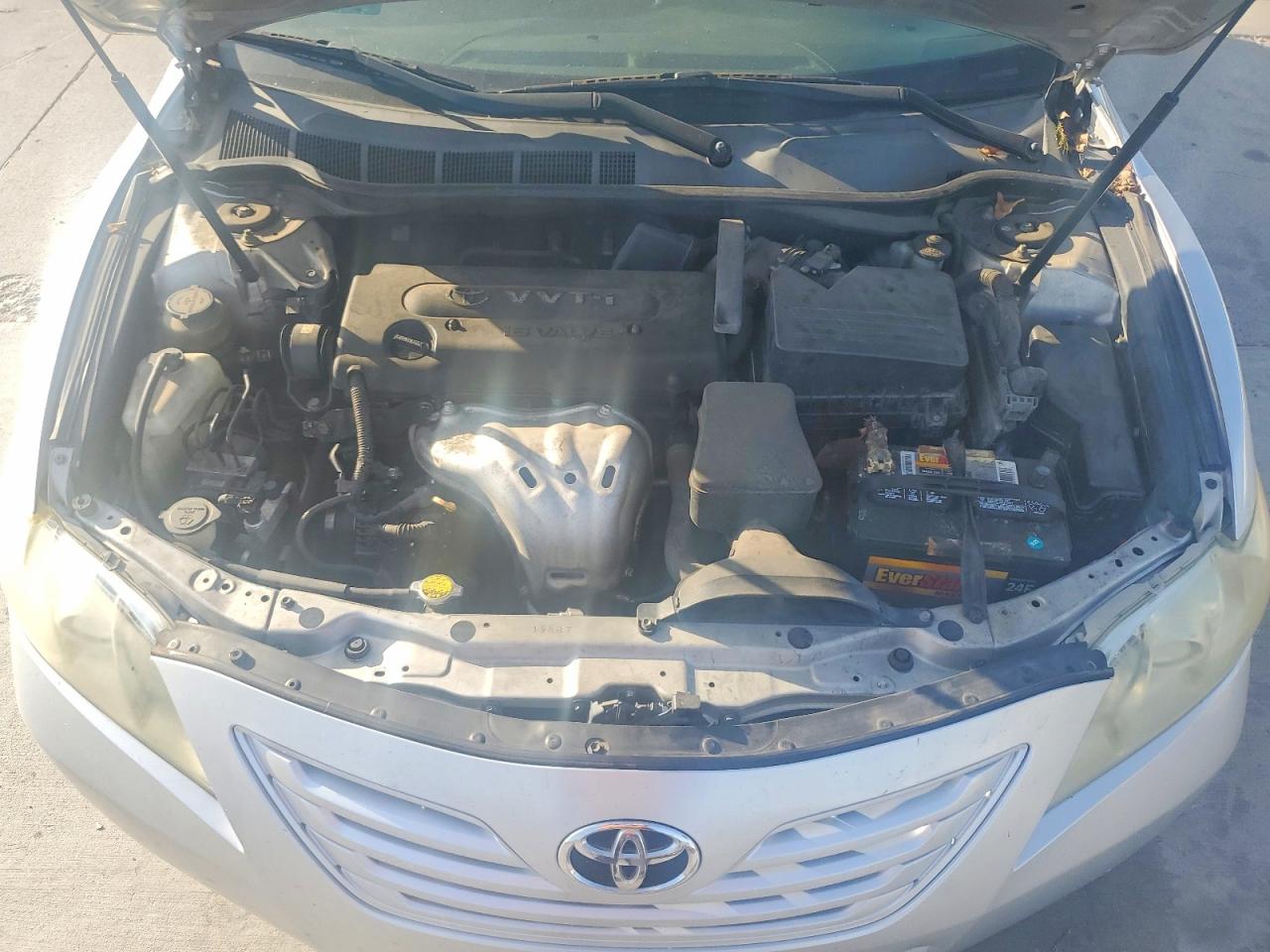 2009 Toyota Camry Le Silver vin: 4T1BE46K39U305861