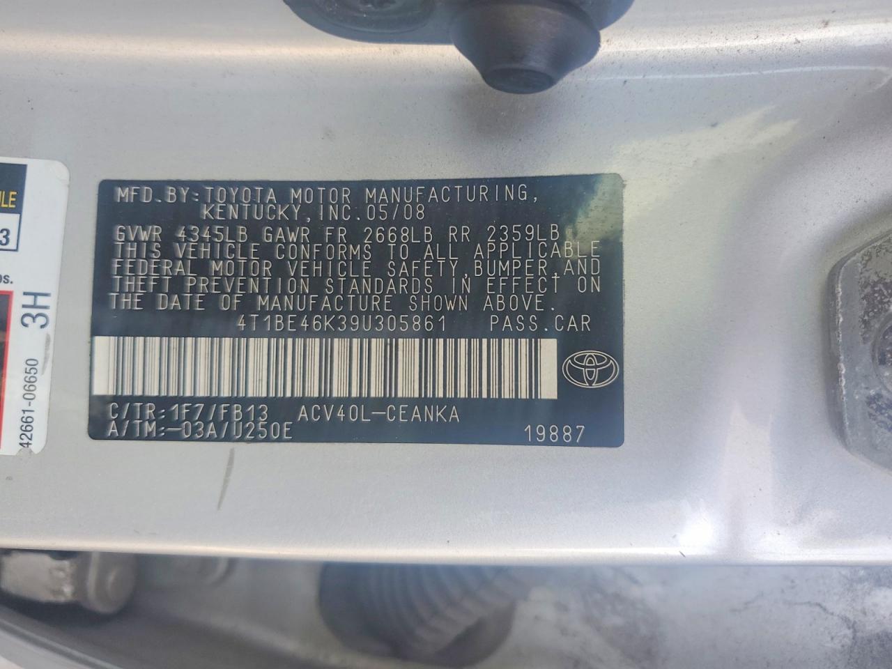2009 Toyota Camry Le Silver vin: 4T1BE46K39U305861