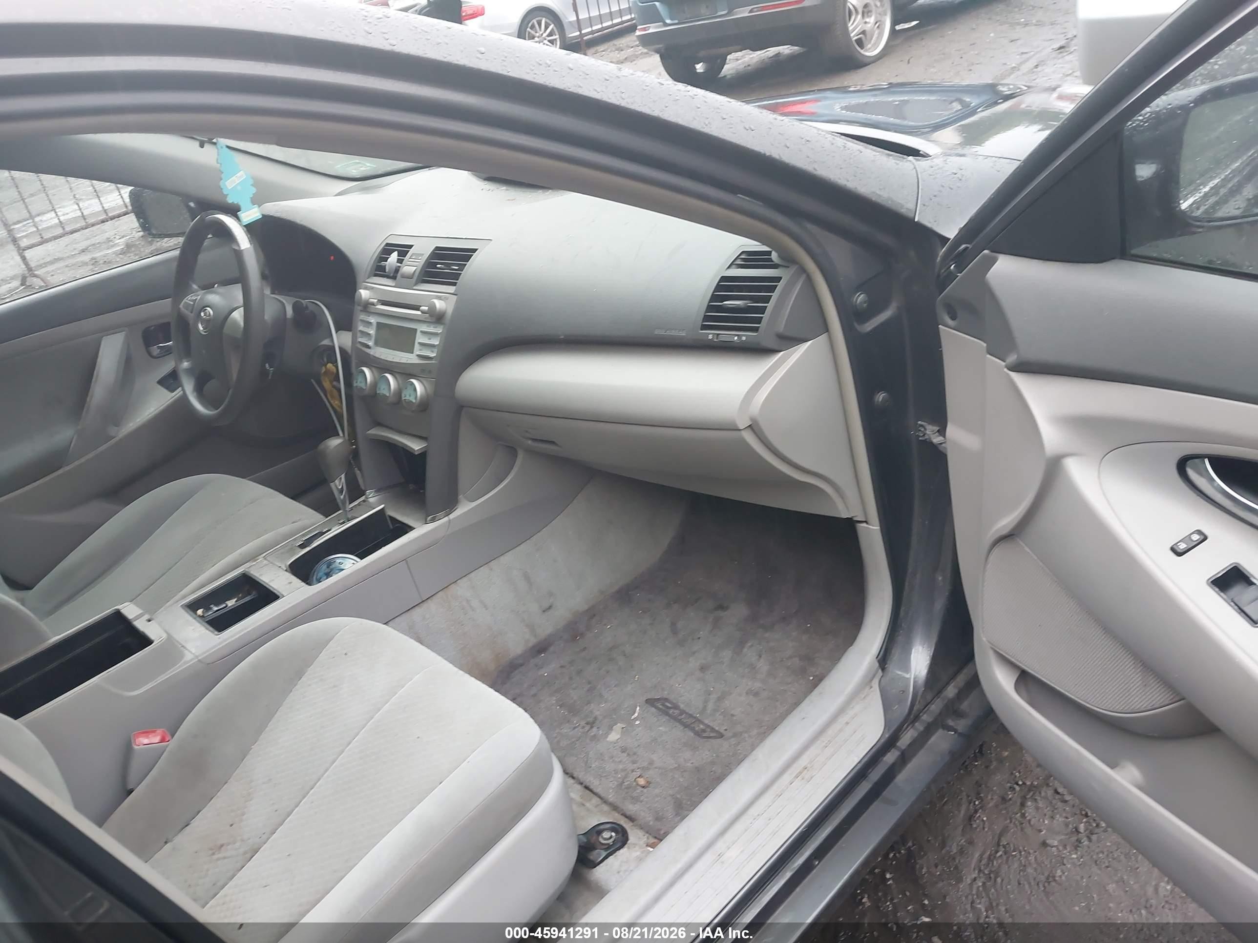 2009 Toyota Camry Le Black vin: 4T1BE46K39U318819