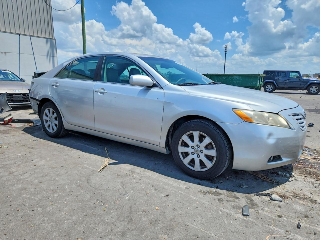 2009 Toyota Camry Xle Silver vin: 4T1BE46K39U320179