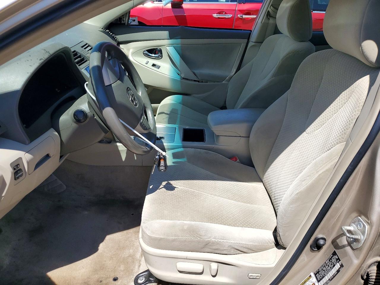 2009 Toyota Camry Le Tan vin: 4T1BE46K39U324717
