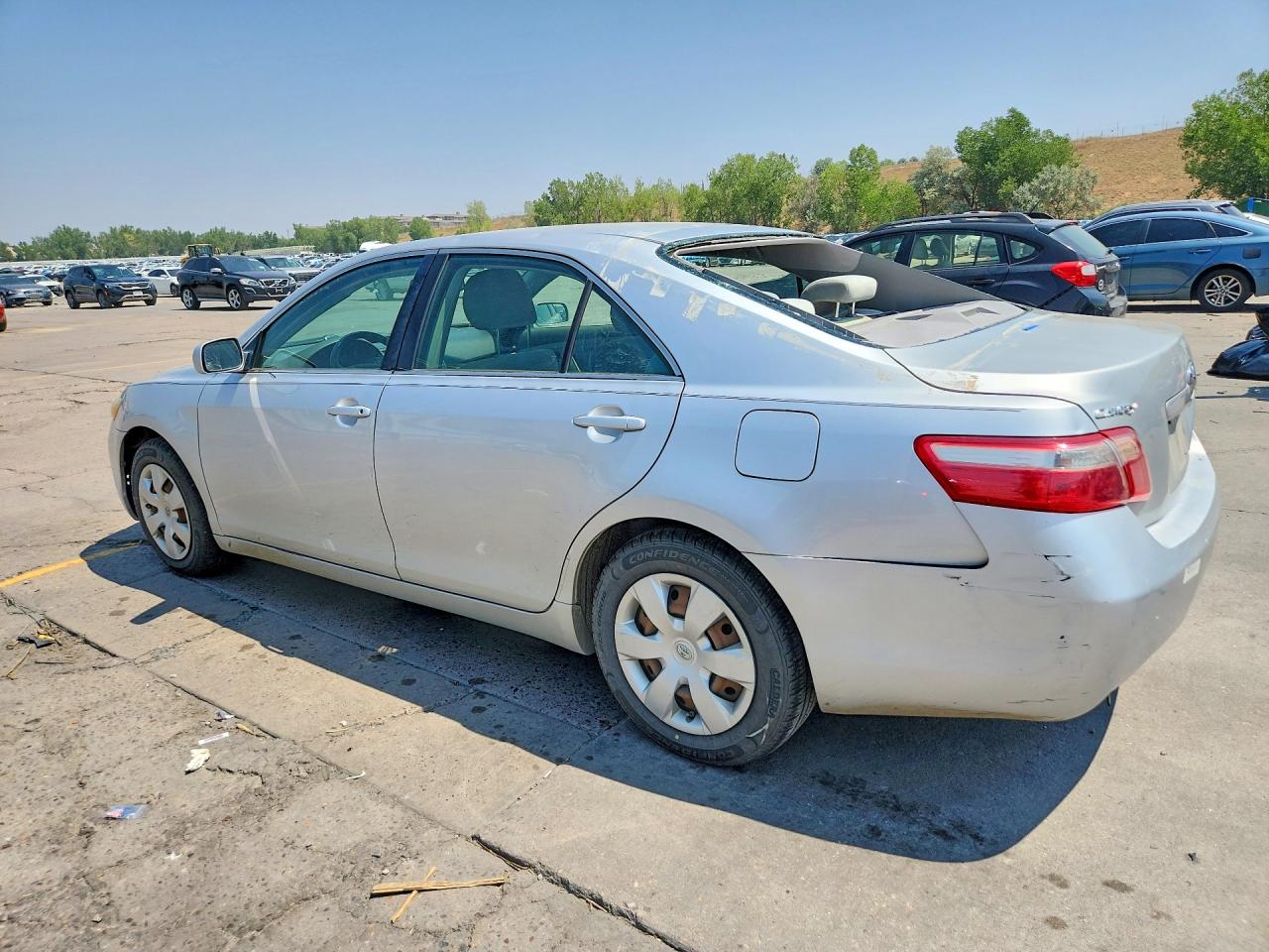 2009 Toyota Camry Le Silver vin: 4T1BE46K39U324829